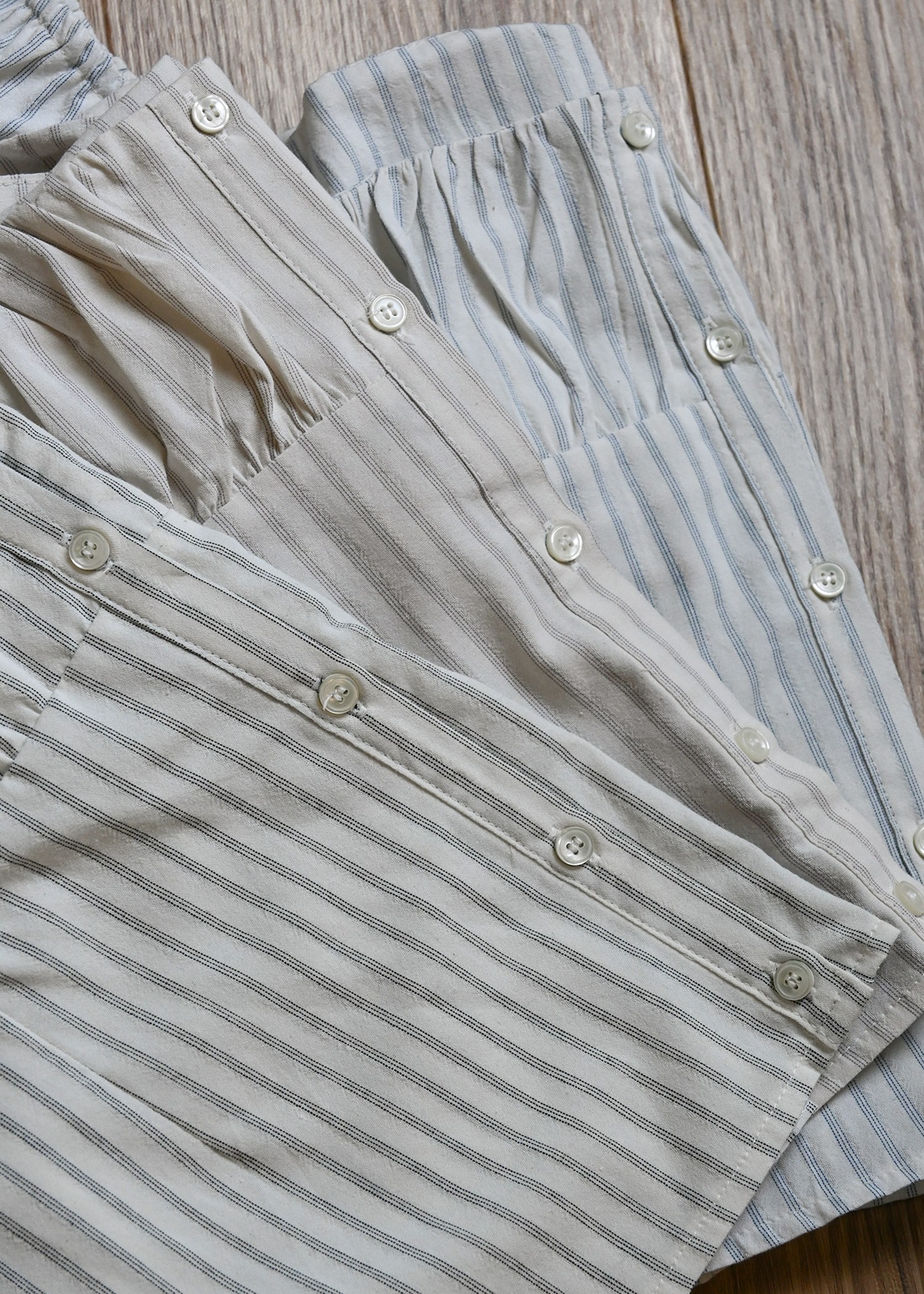 stripe gather puff sleeve BL