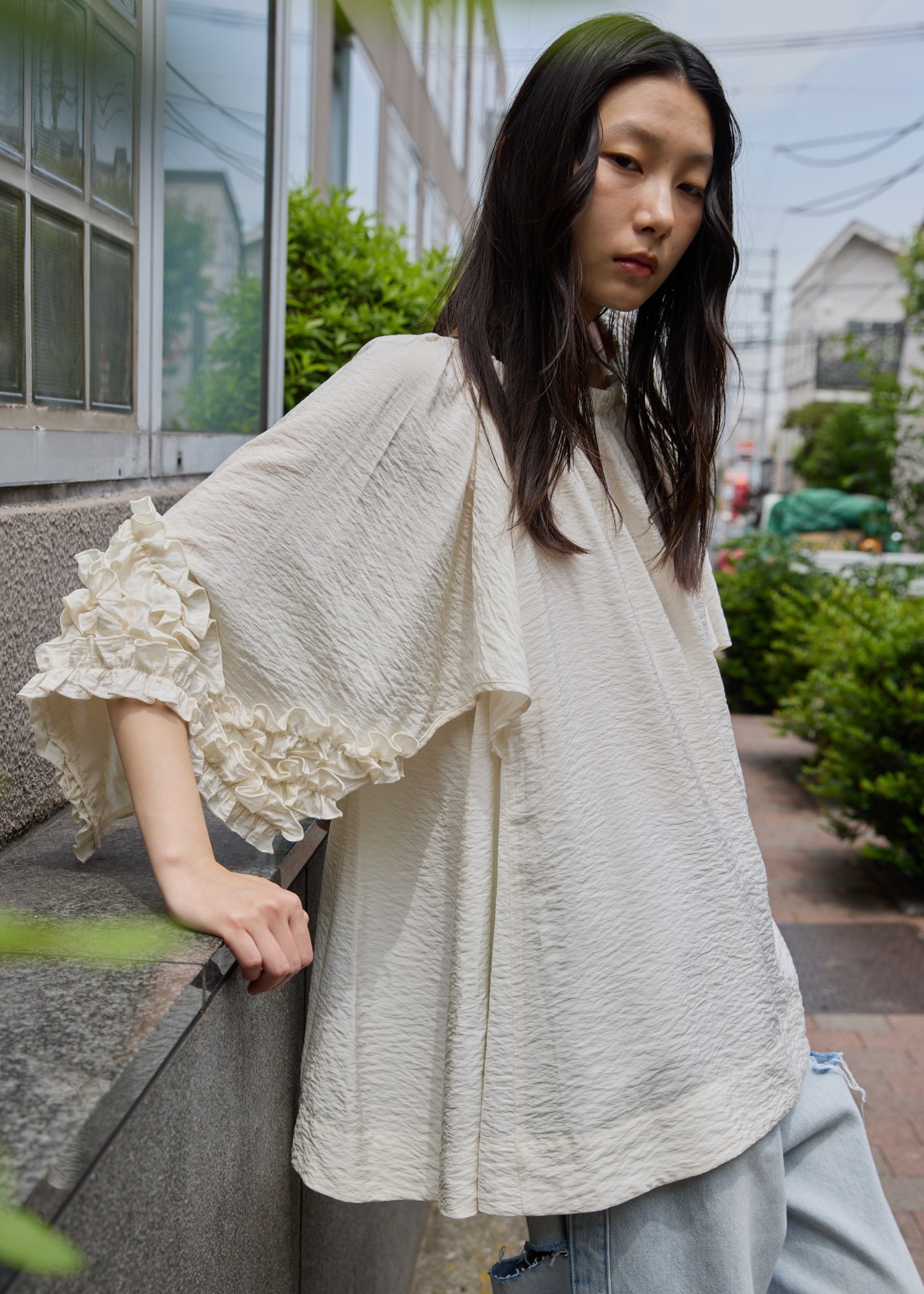 flutter frill sleeve gather tunic