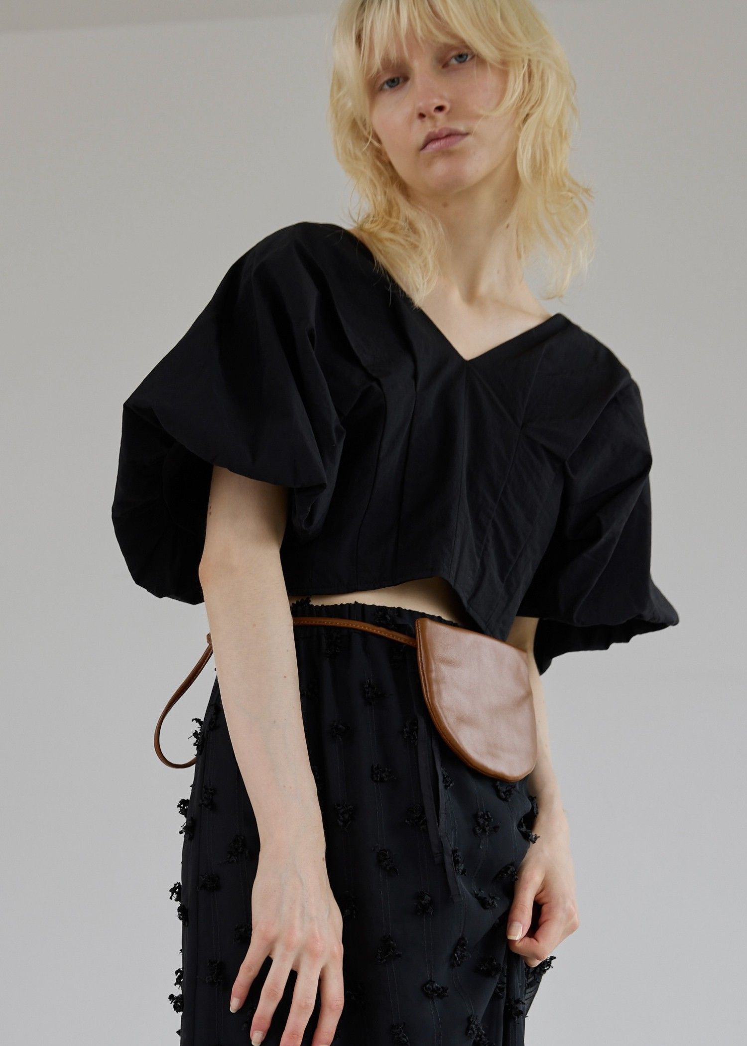 volume tuck V neck dolman tops