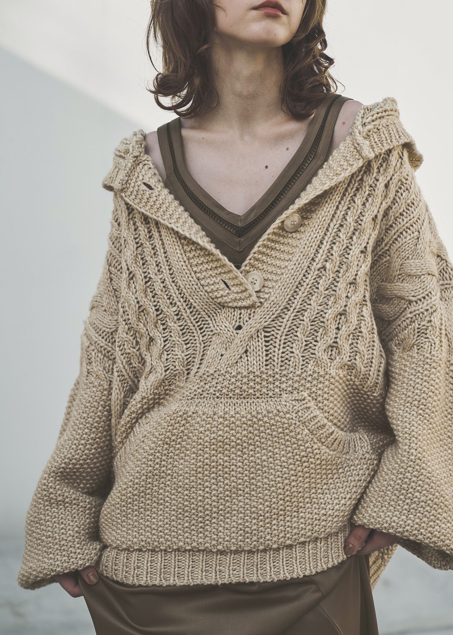 skipper hoodie cable muff pocket knit