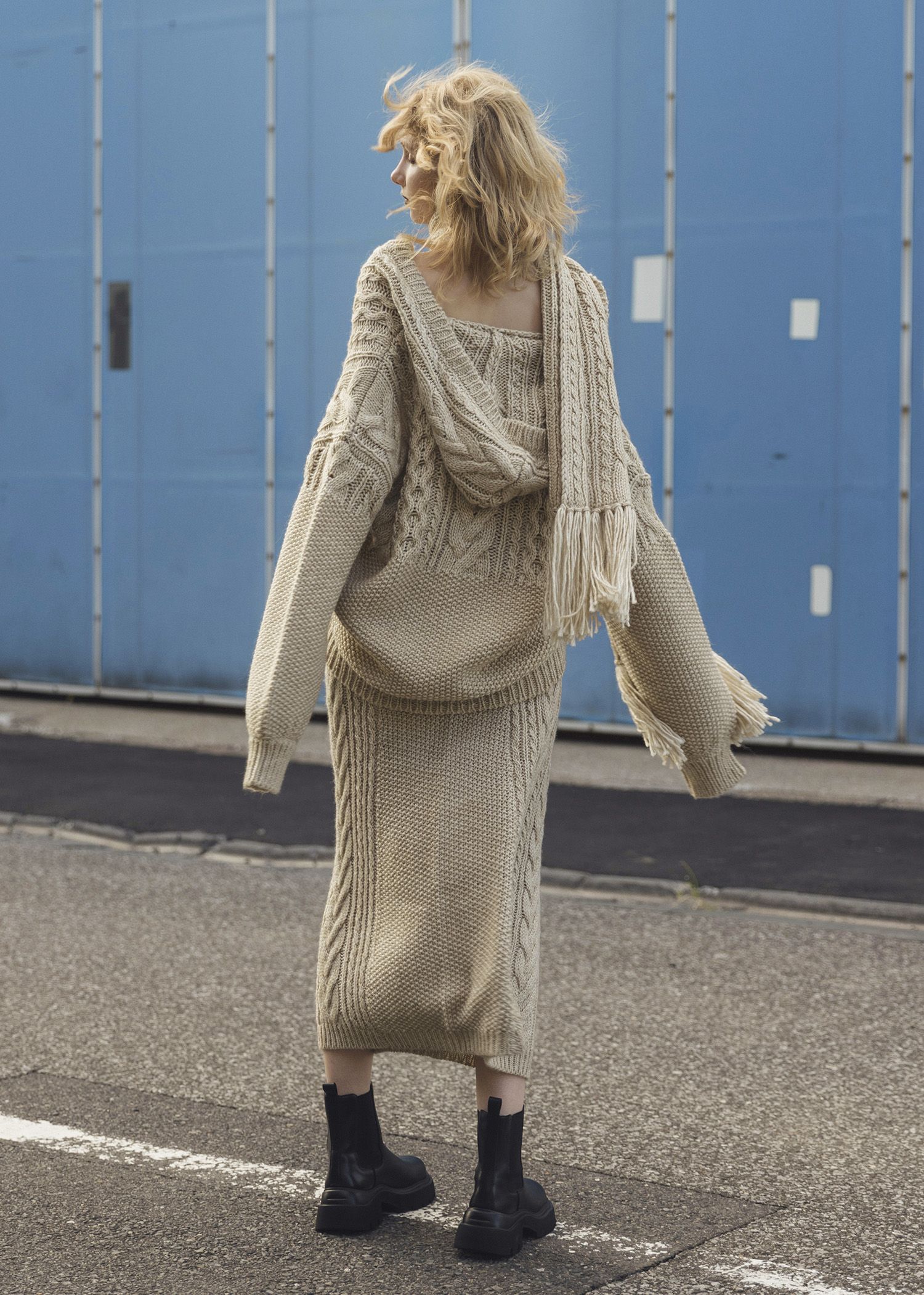 skipper hoodie cable muff pocket knit