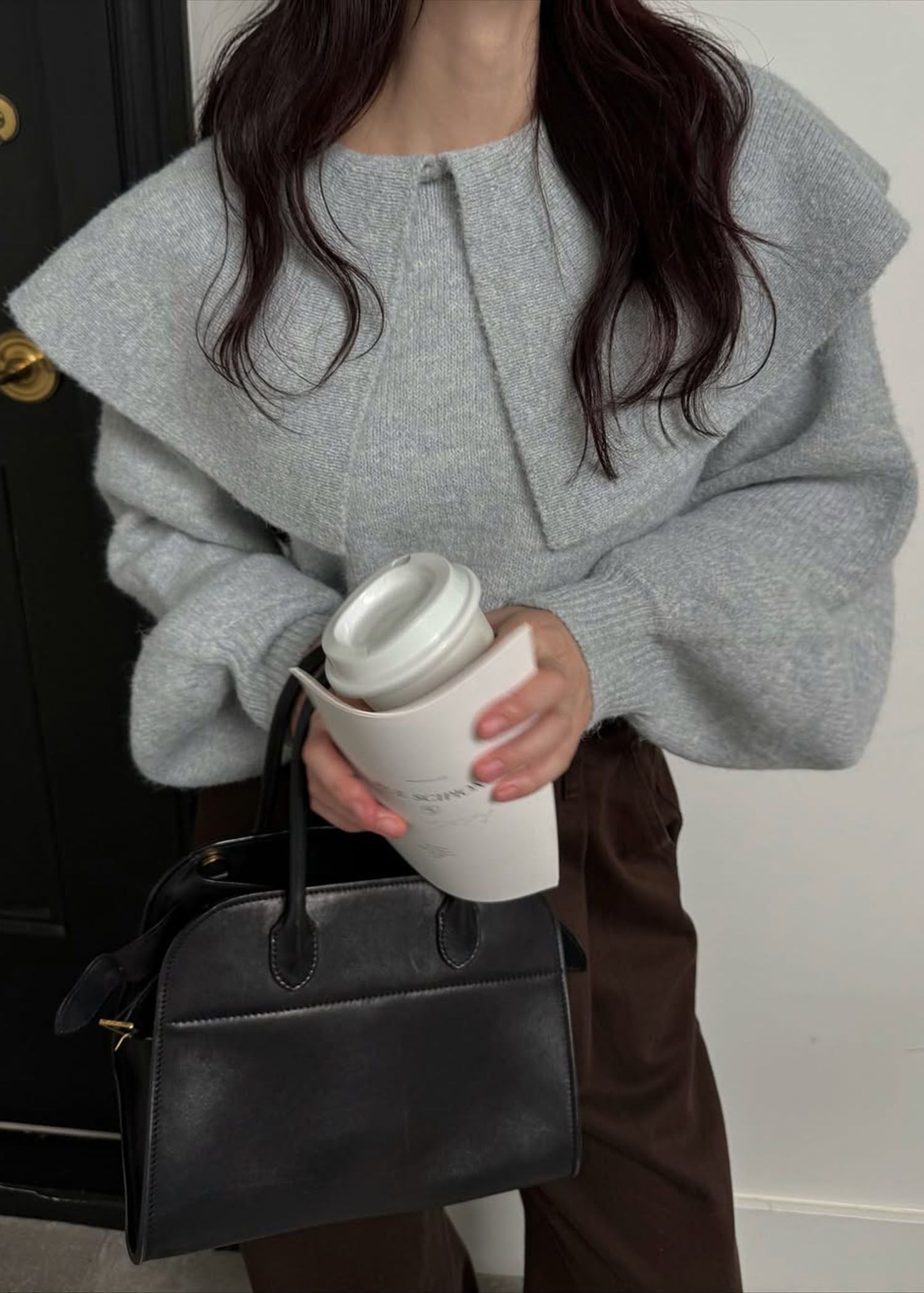 overlay big collar volume sleeve knit