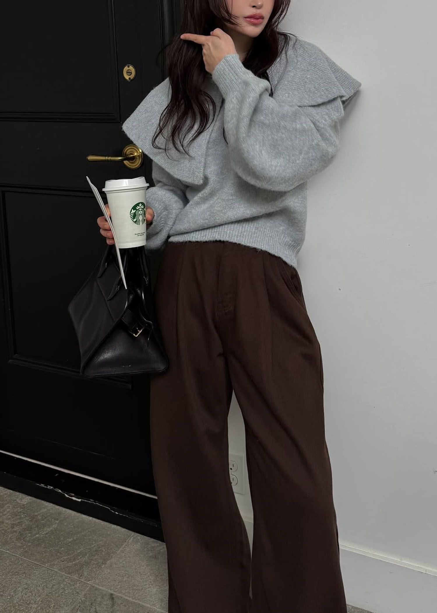 overlay big collar volume sleeve knit