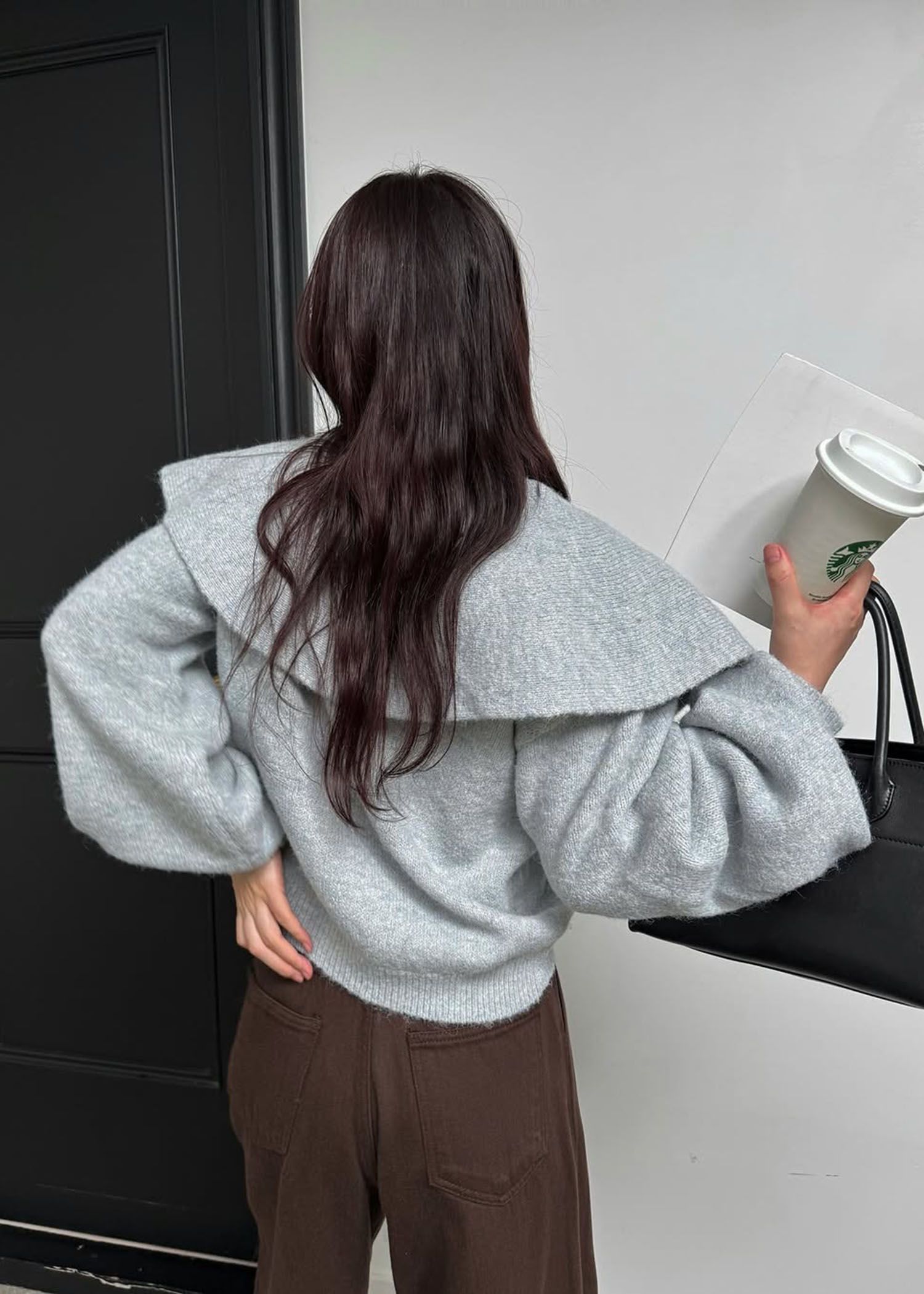 overlay big collar volume sleeve knit