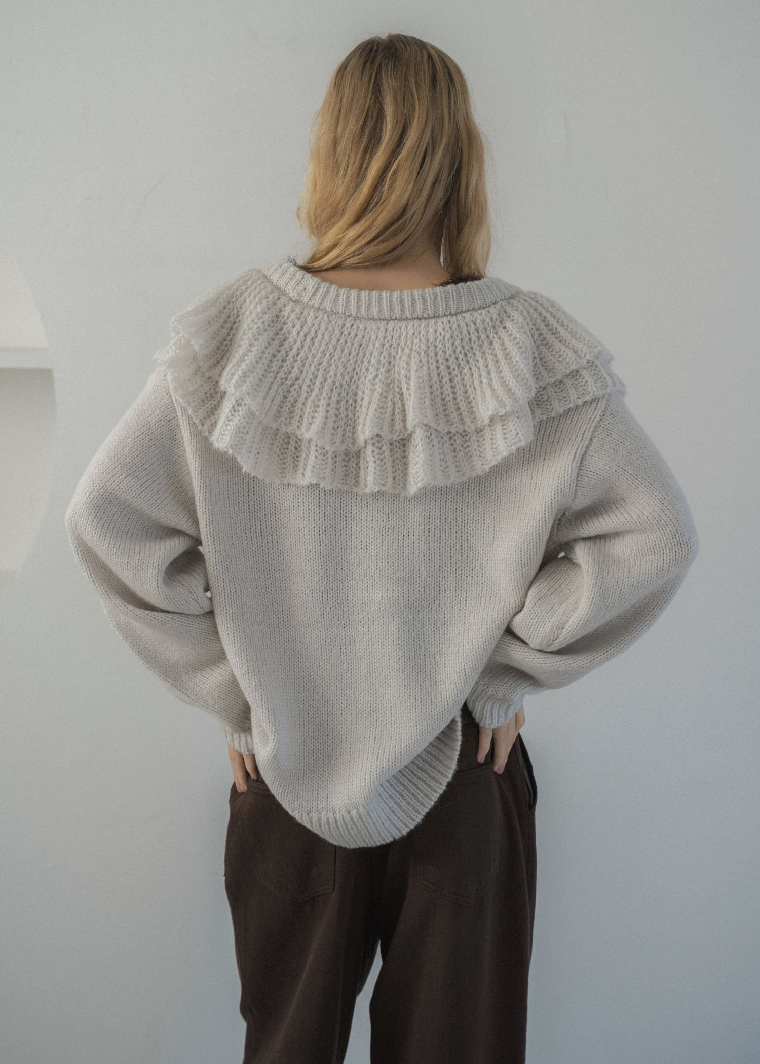 shoulder frill cable knit cardigan