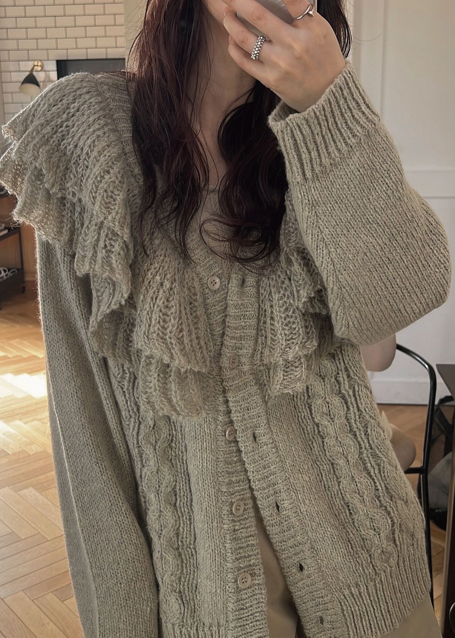 shoulder frill cable knit cardigan