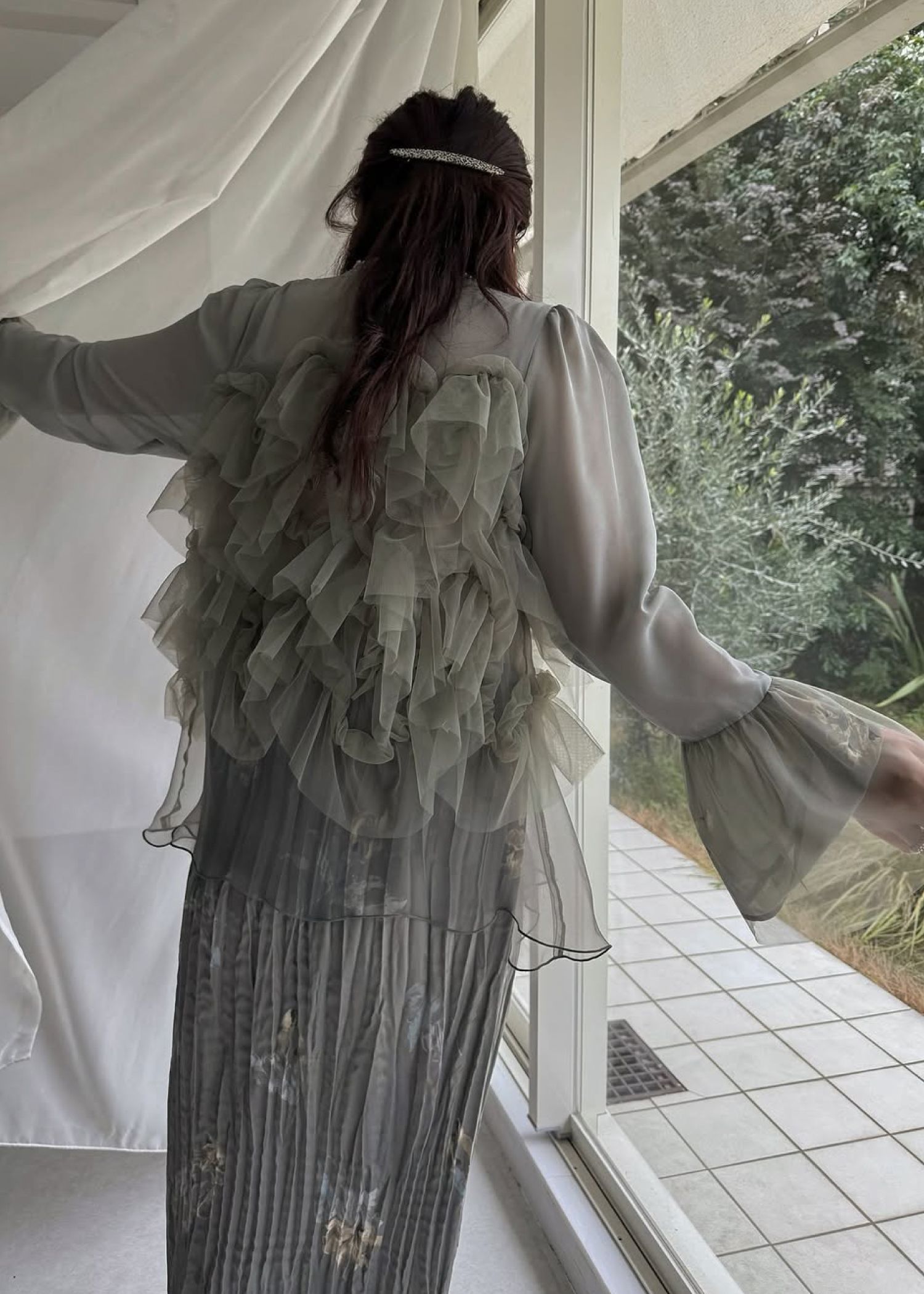 random tulle layered iris pleats OP