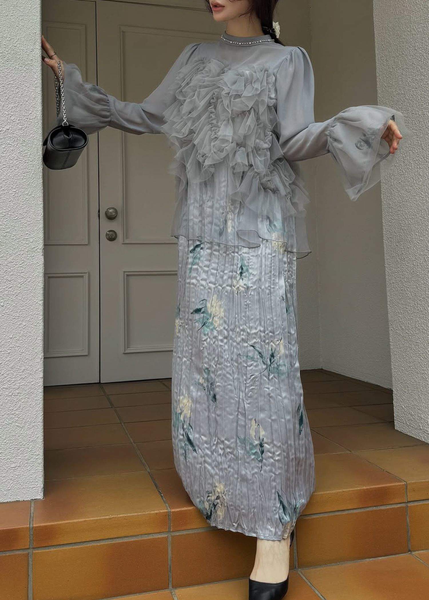 random tulle layered iris pleats OP