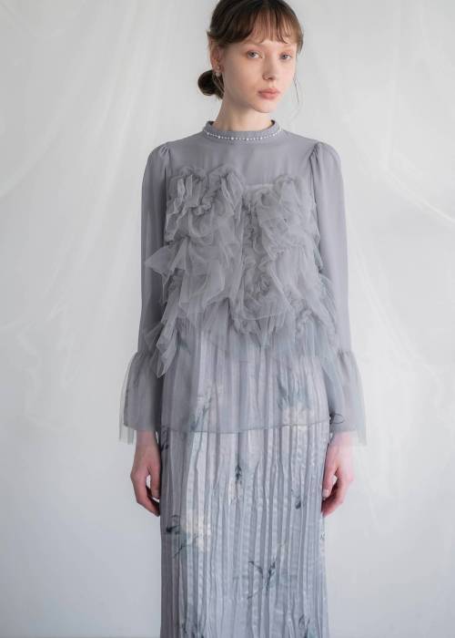 random tulle layered iris pleats OP