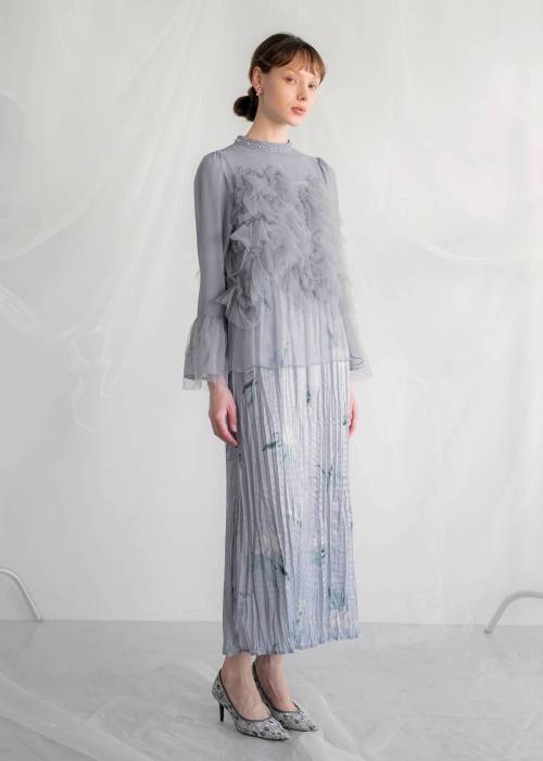 random tulle layered iris pleats OP