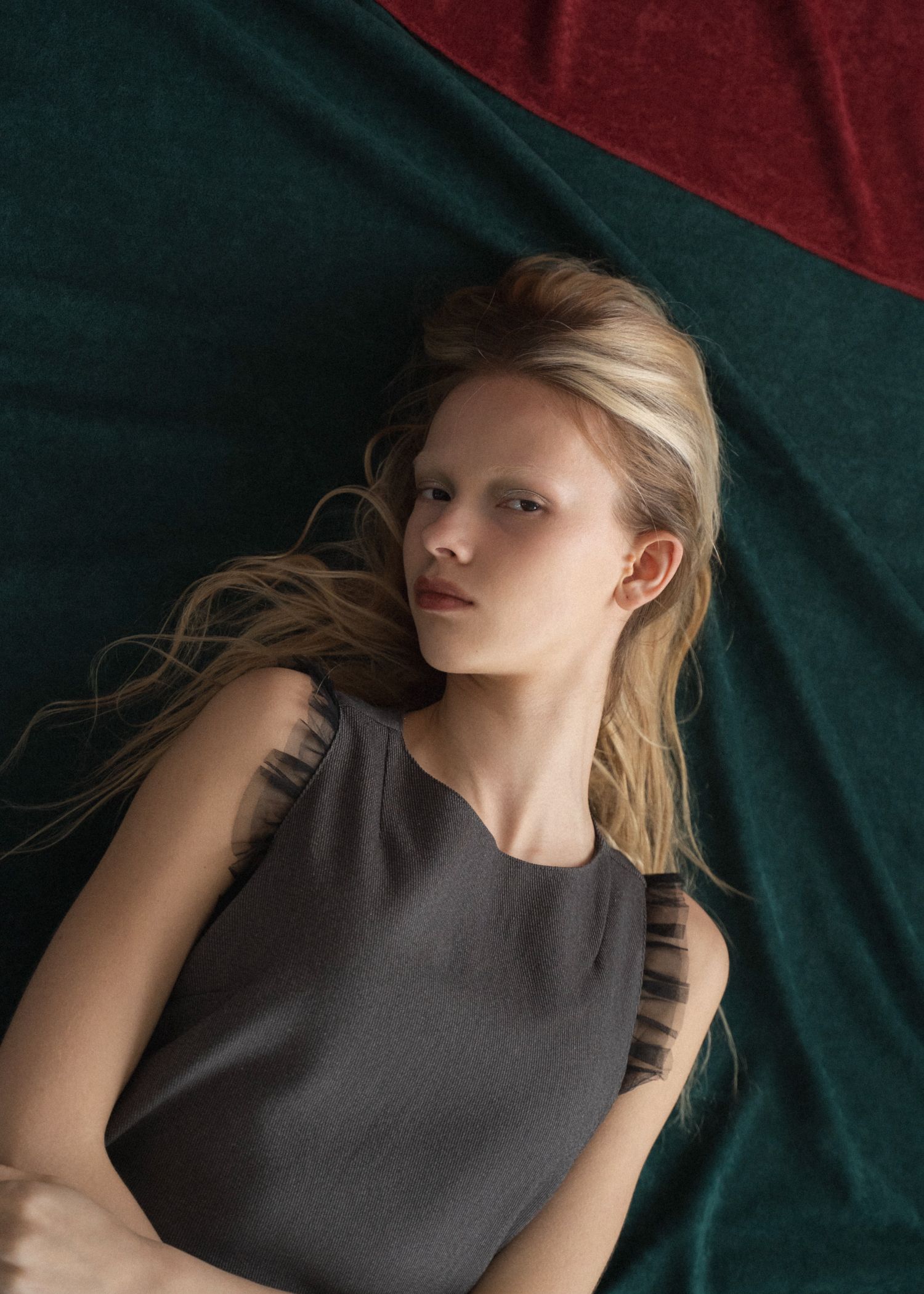 nosleeve hem tiered tulle kersey OP