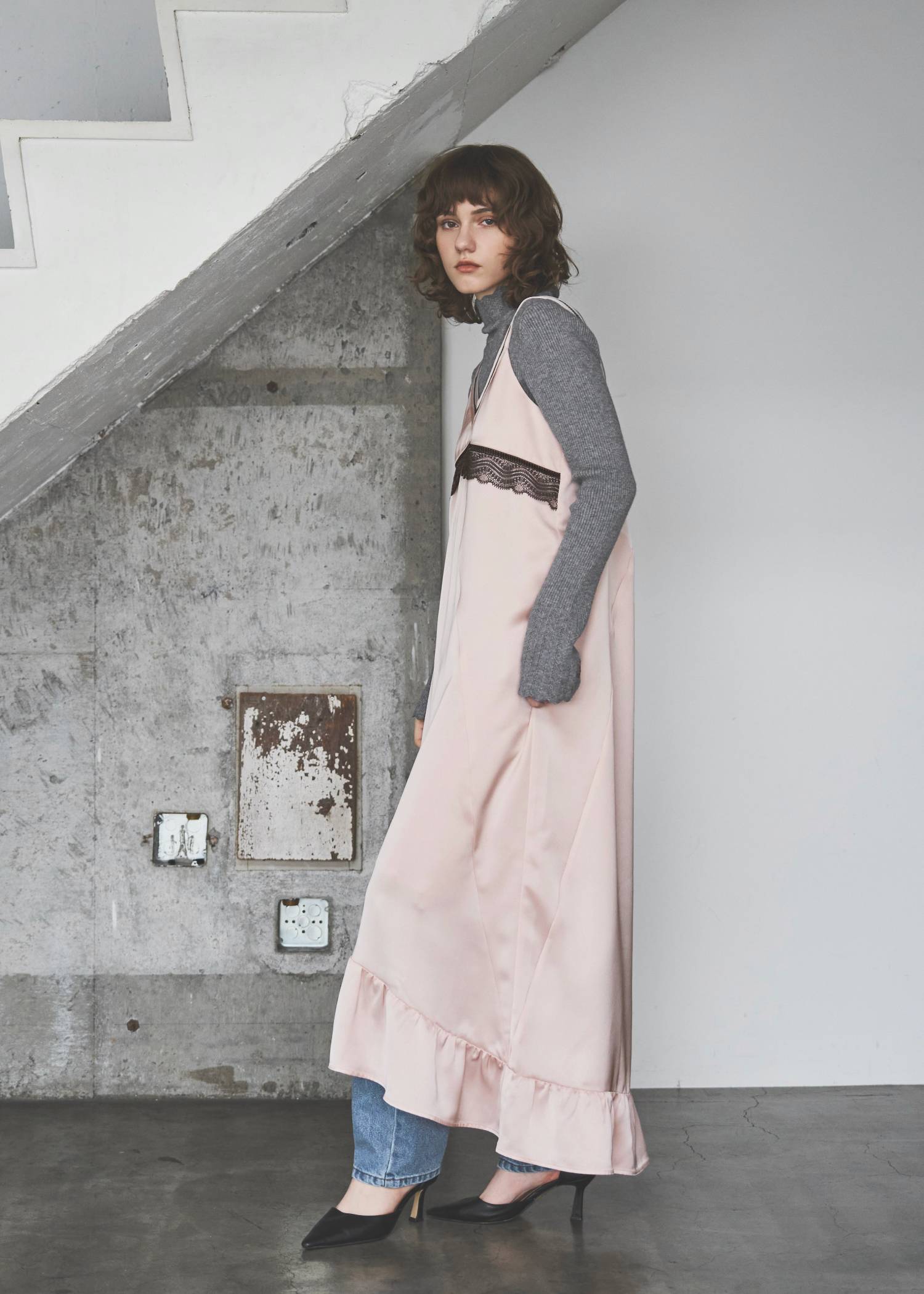 hem flare bicolor lace camisole OP