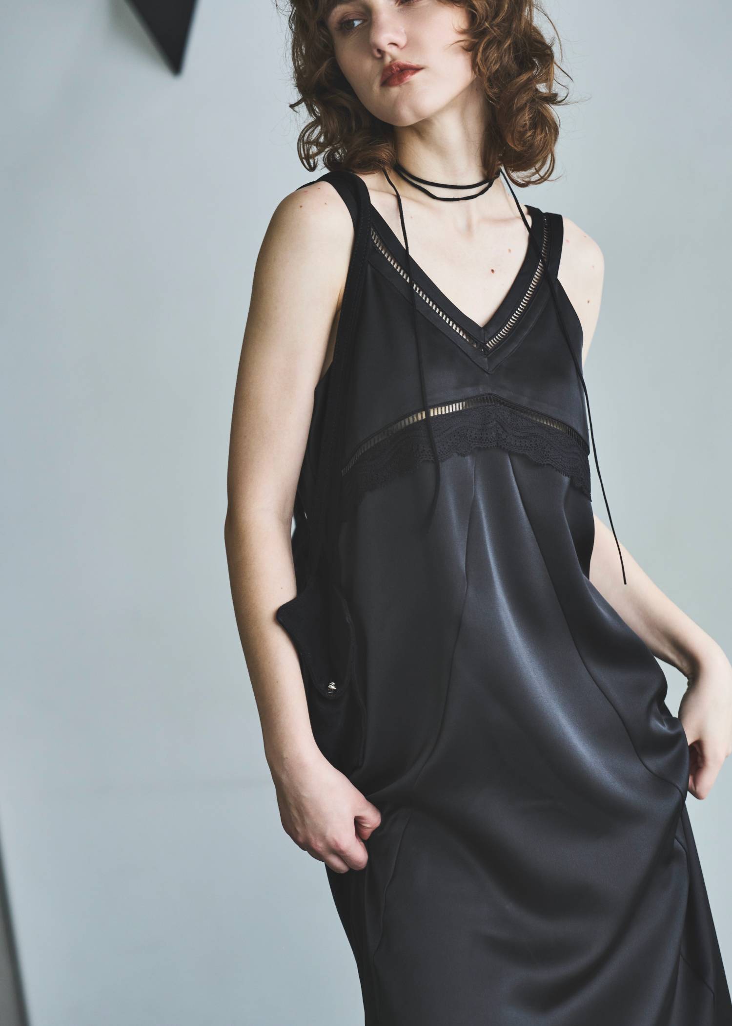 hem flare bicolor lace camisole OP