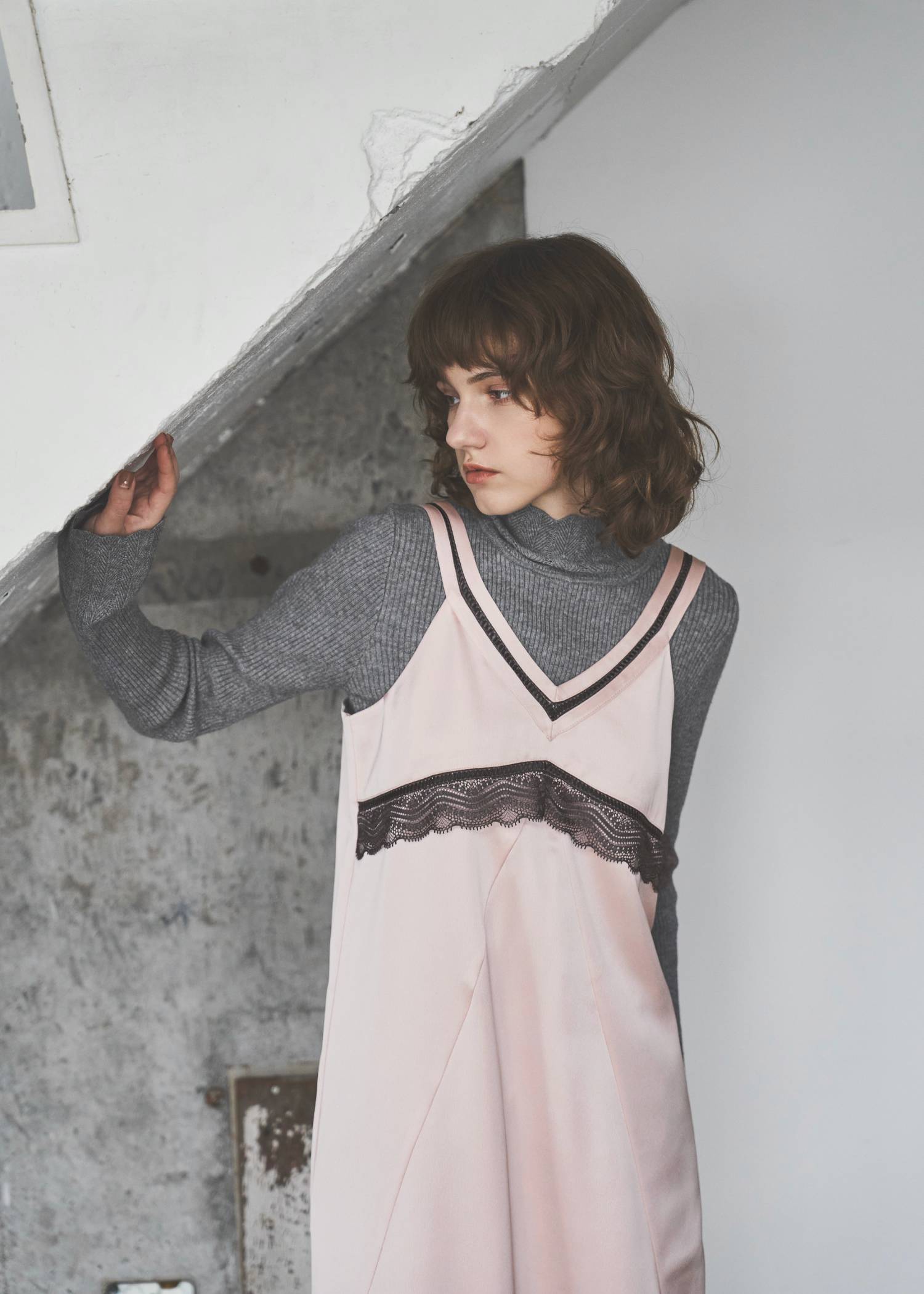 hem flare bicolor lace camisole OP