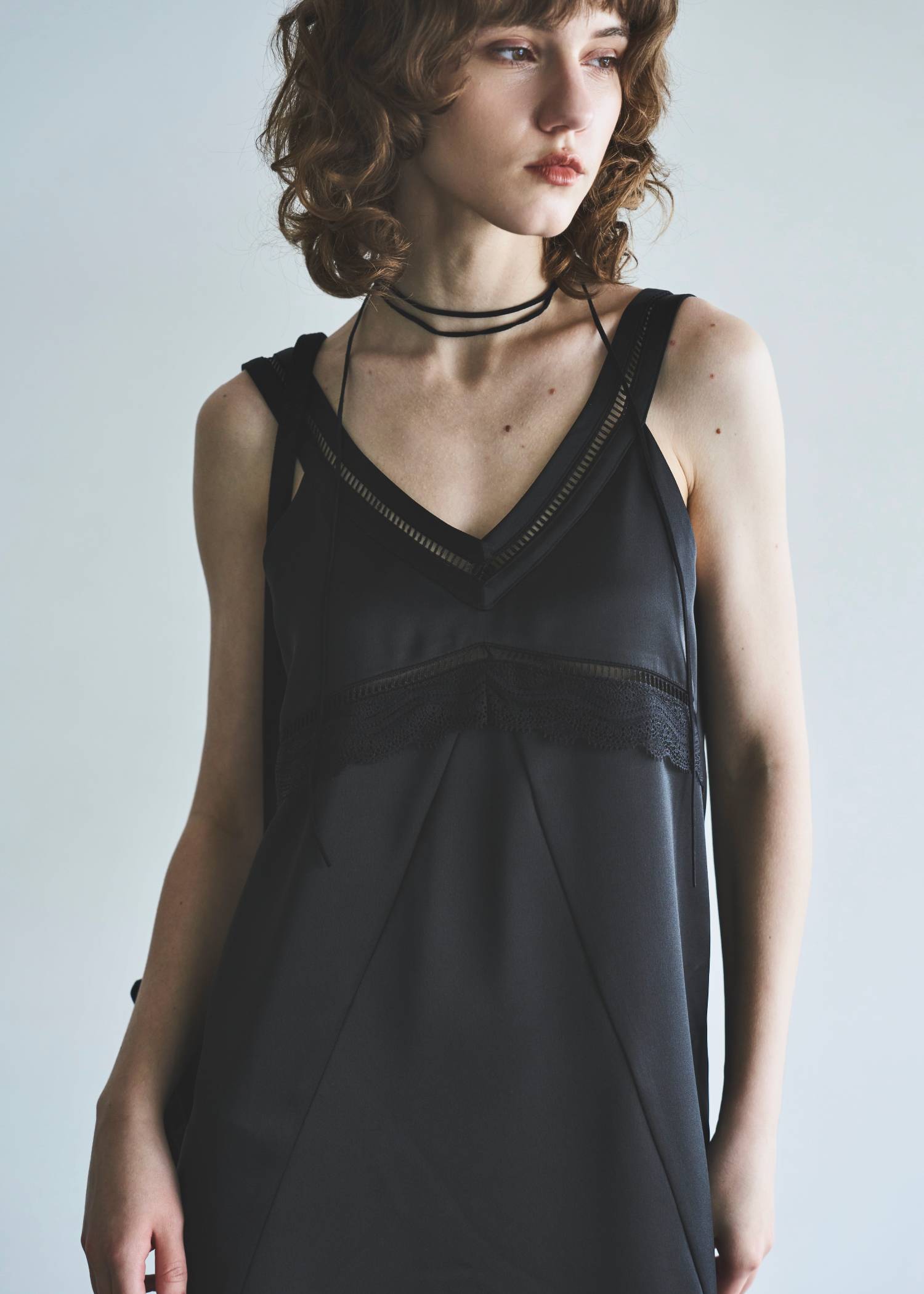 hem flare bicolor lace camisole OP