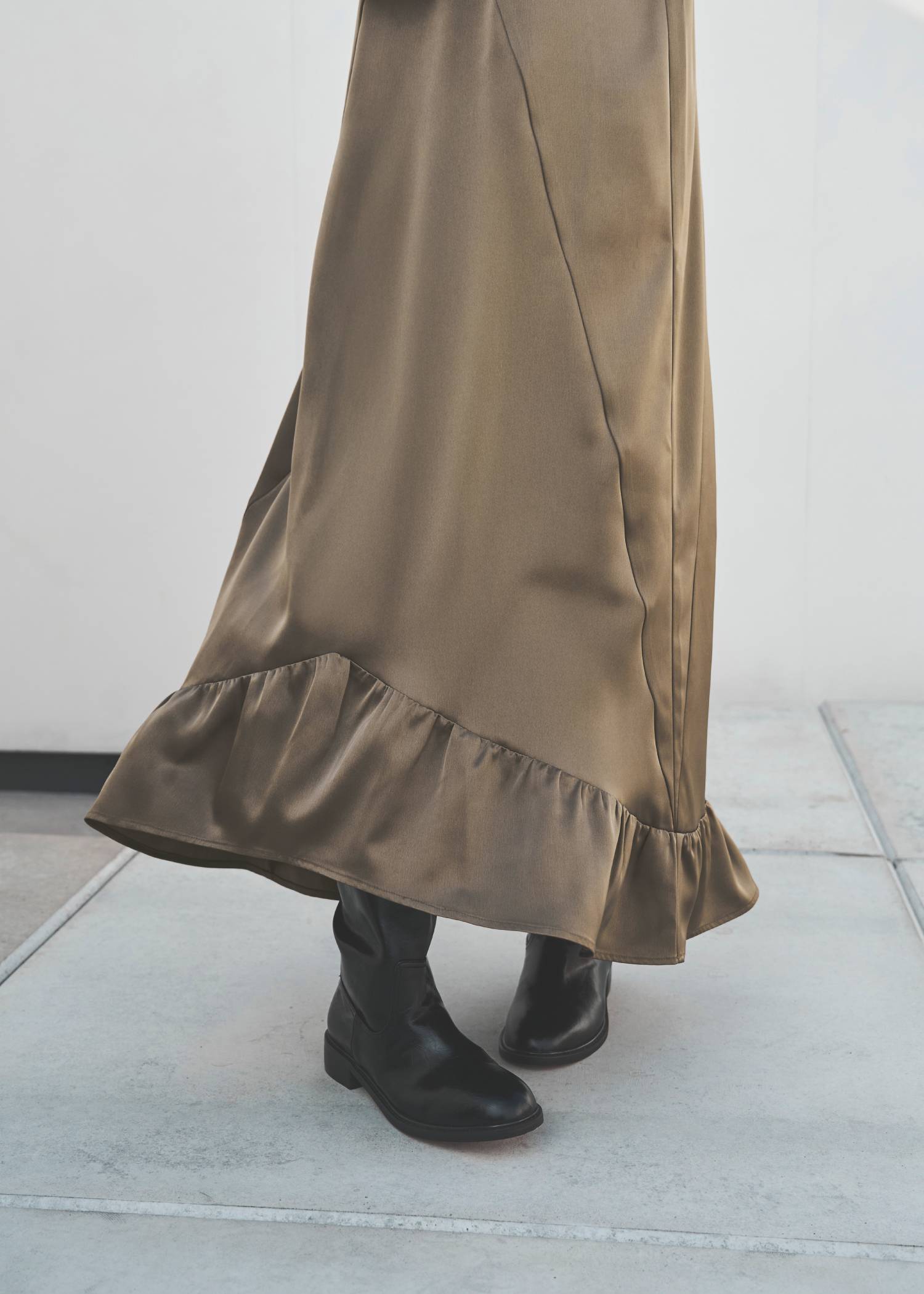 hem flare bicolor lace camisole OP