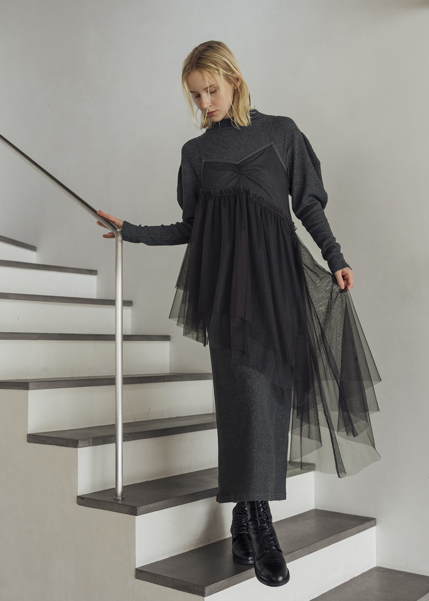 volume sleeve high neck rib OP