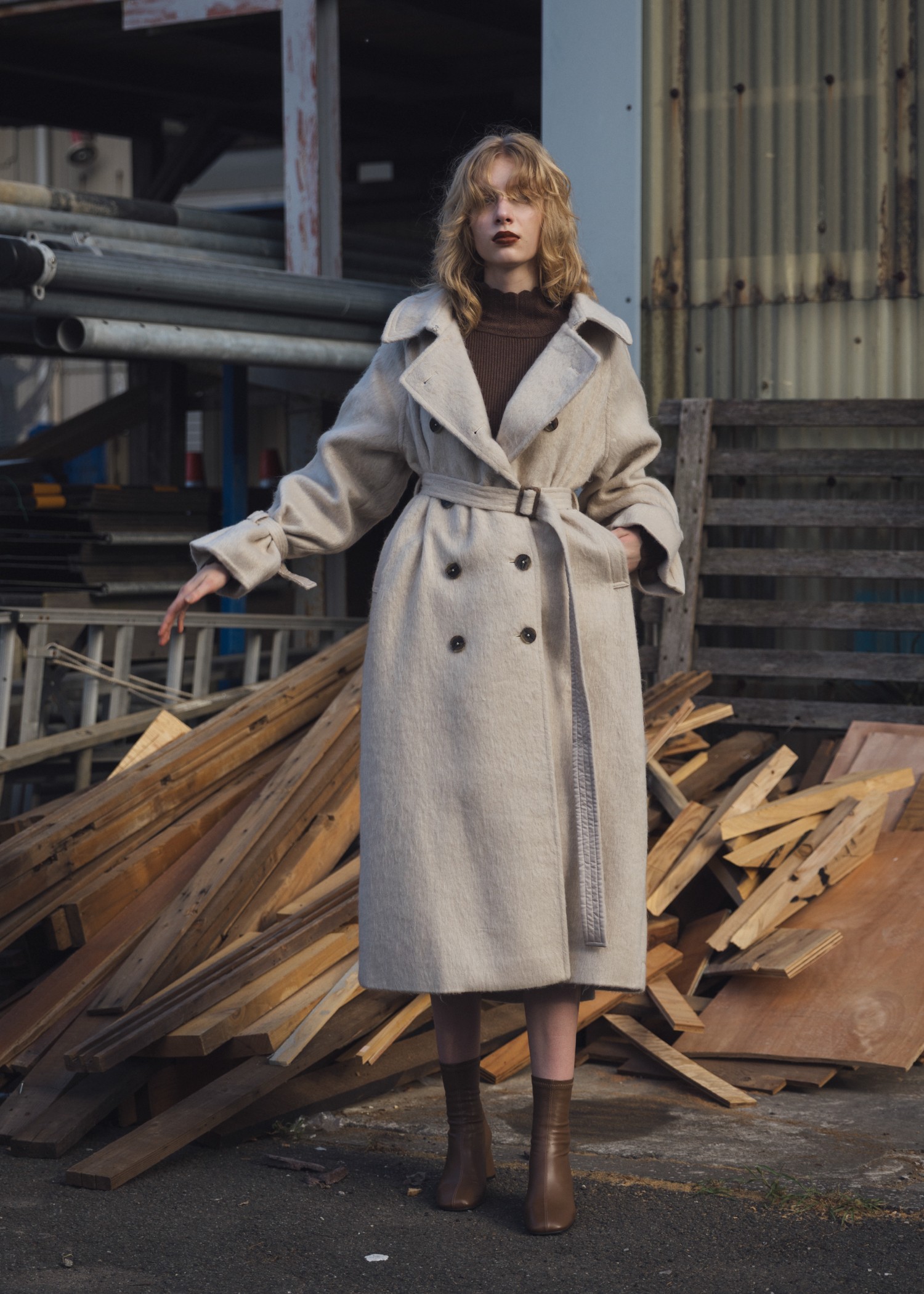 shaggy volume sleeve trench long coat