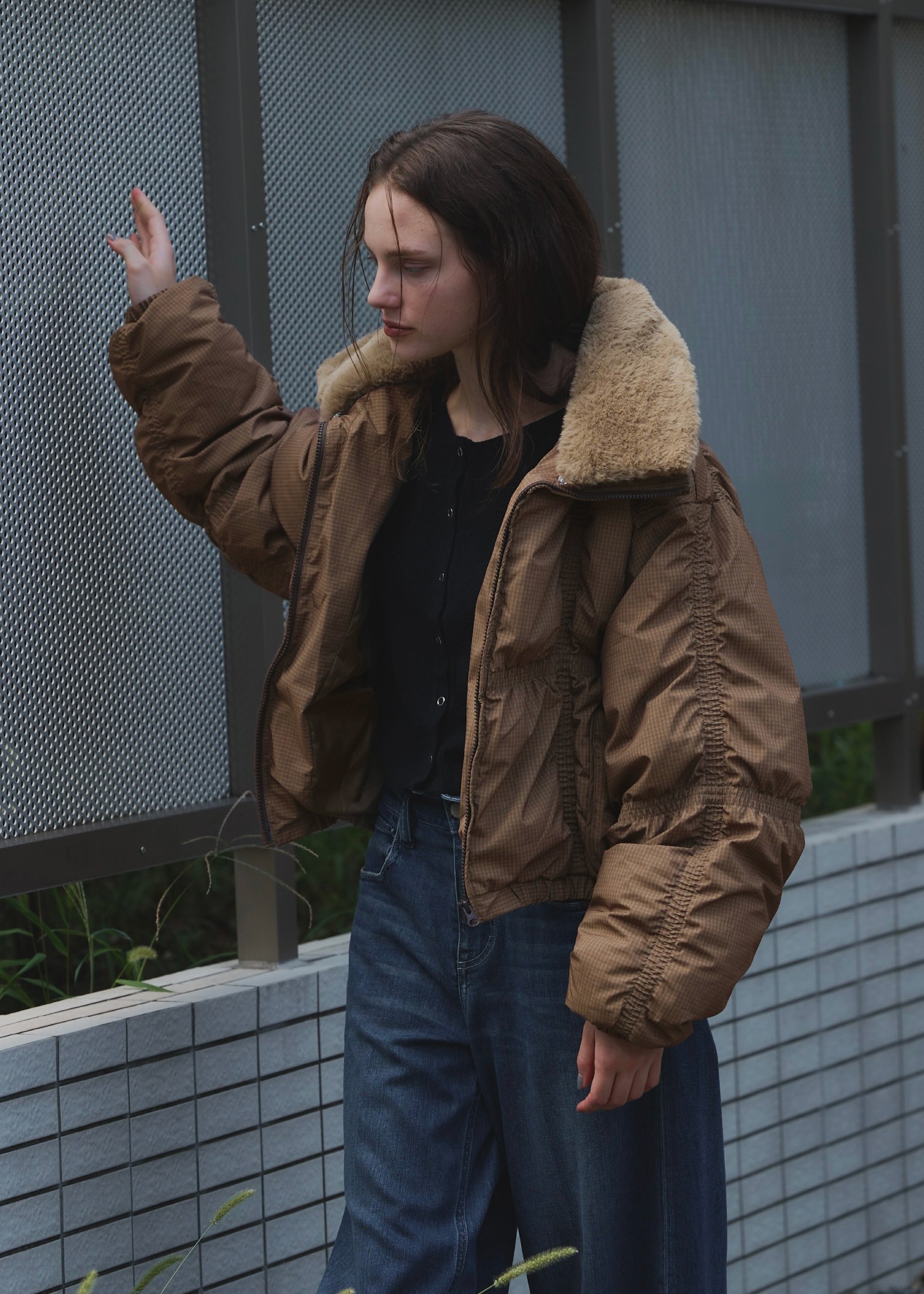 down stitch check fur collar short JK