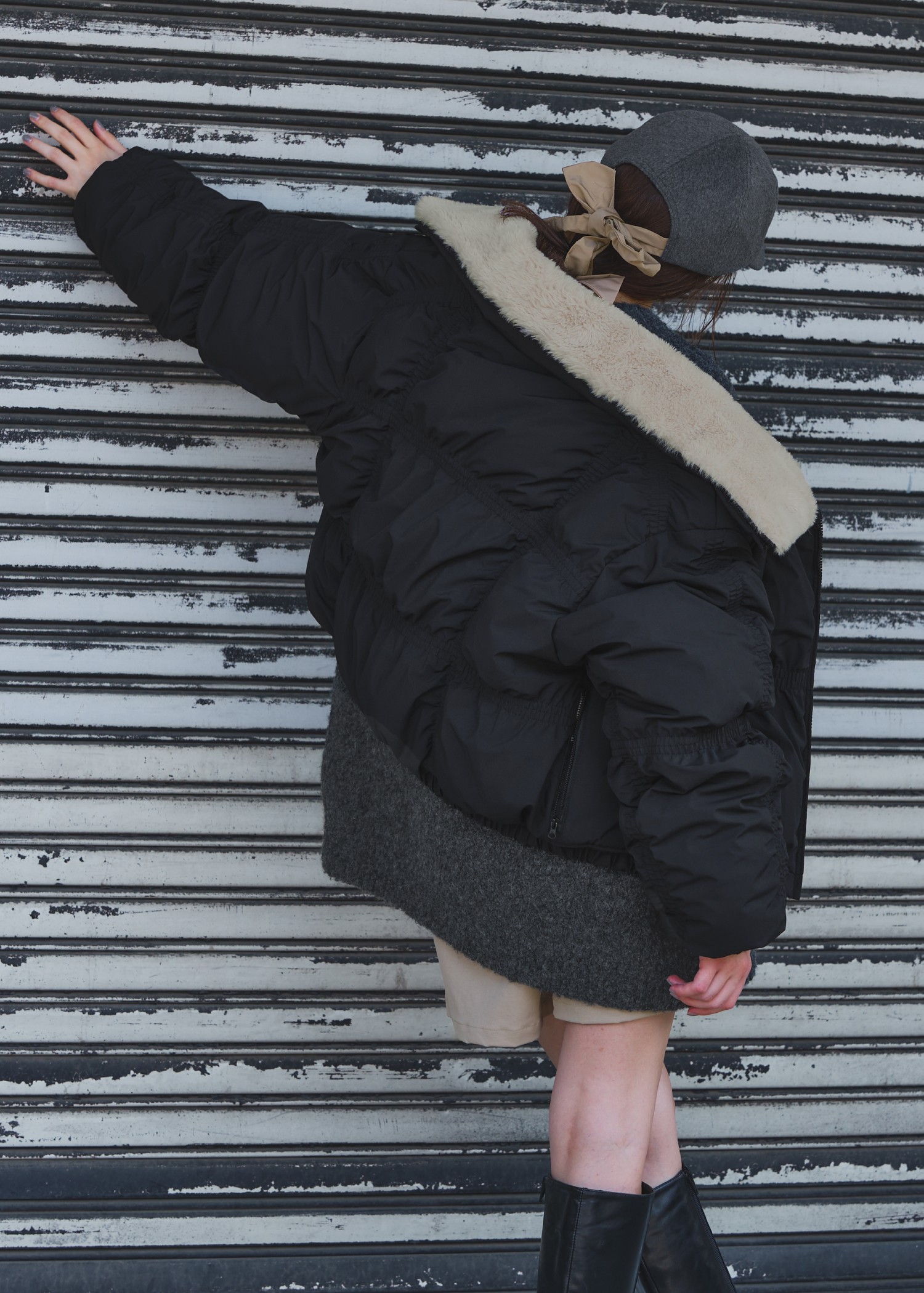 down stitch check fur collar short JK