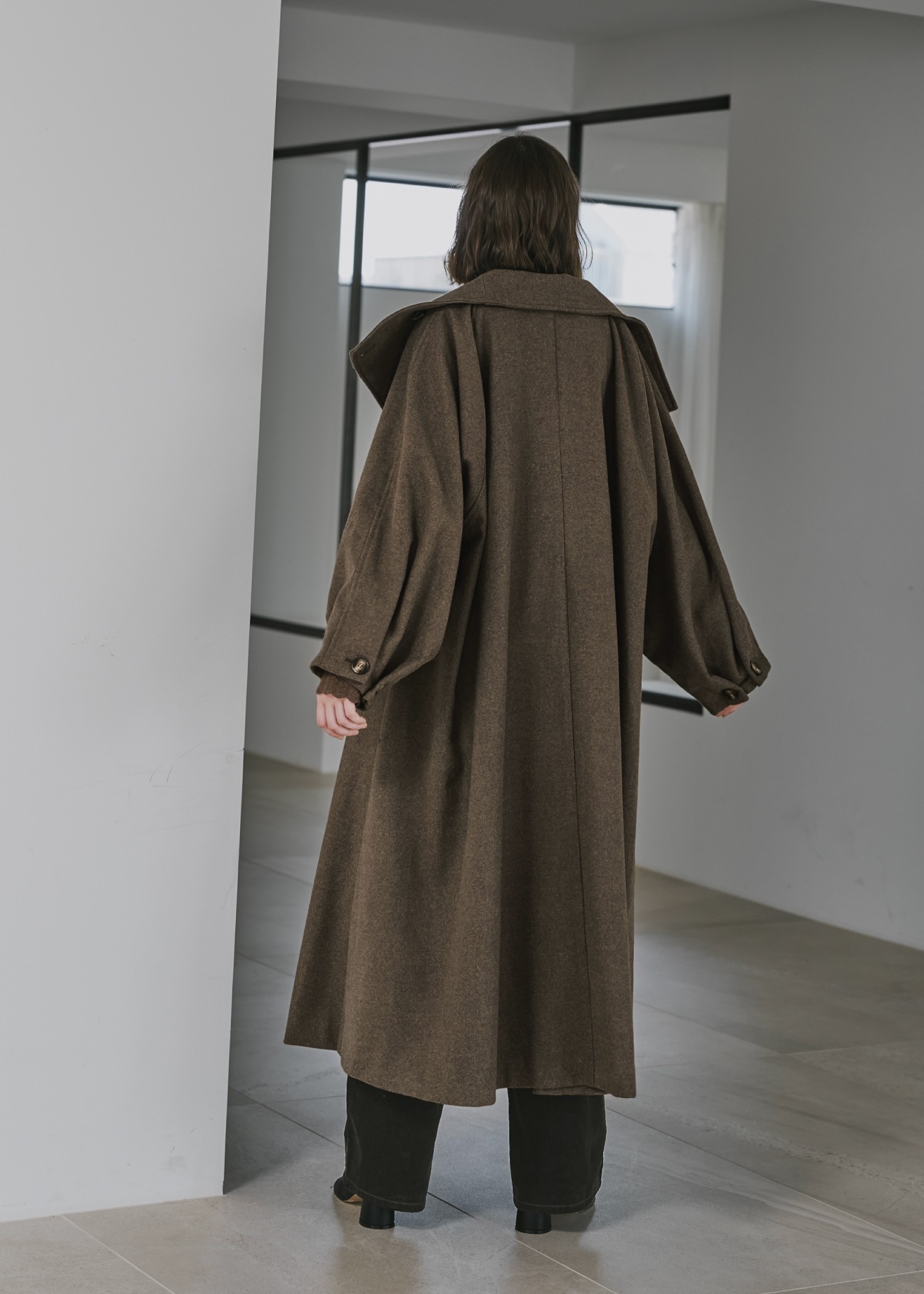 raglan volume sleeve over coat