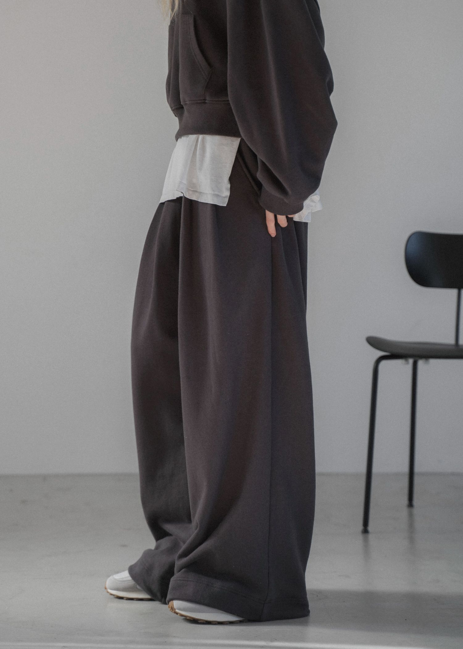 volume tuck drawstring hem sweat PT