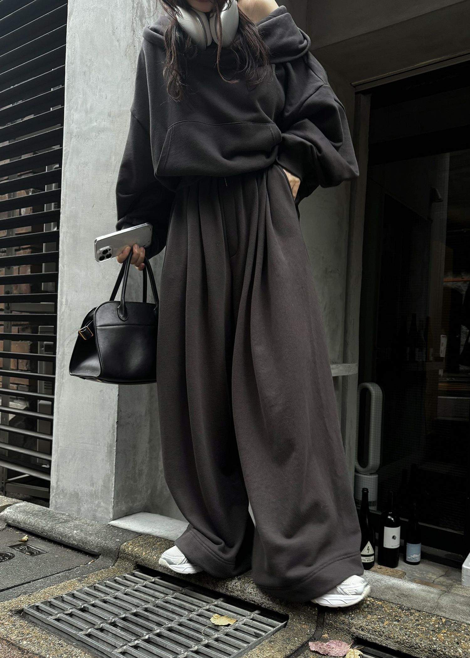 volume tuck drawstring hem sweat PT