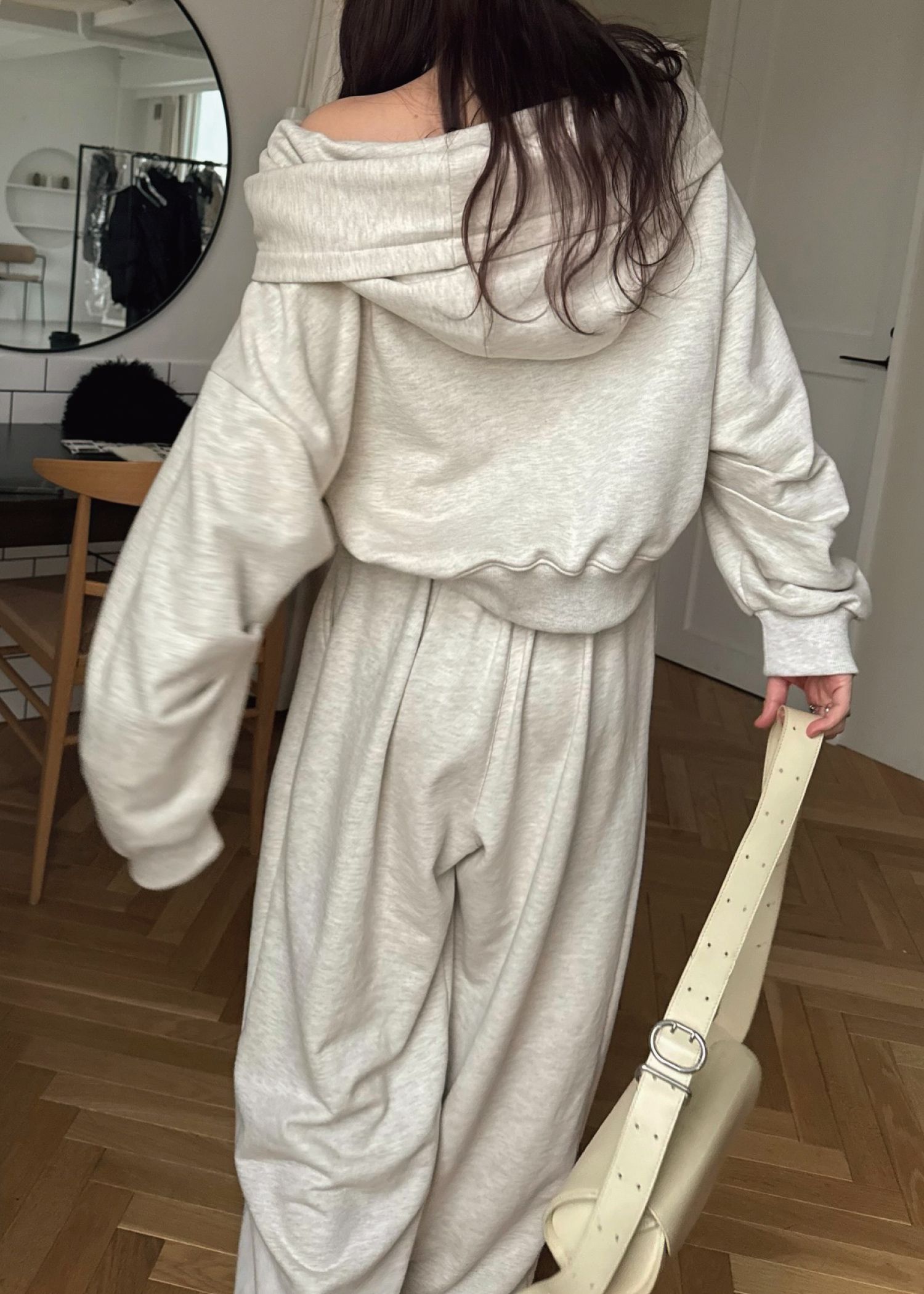 volume tuck drawstring hem sweat PT