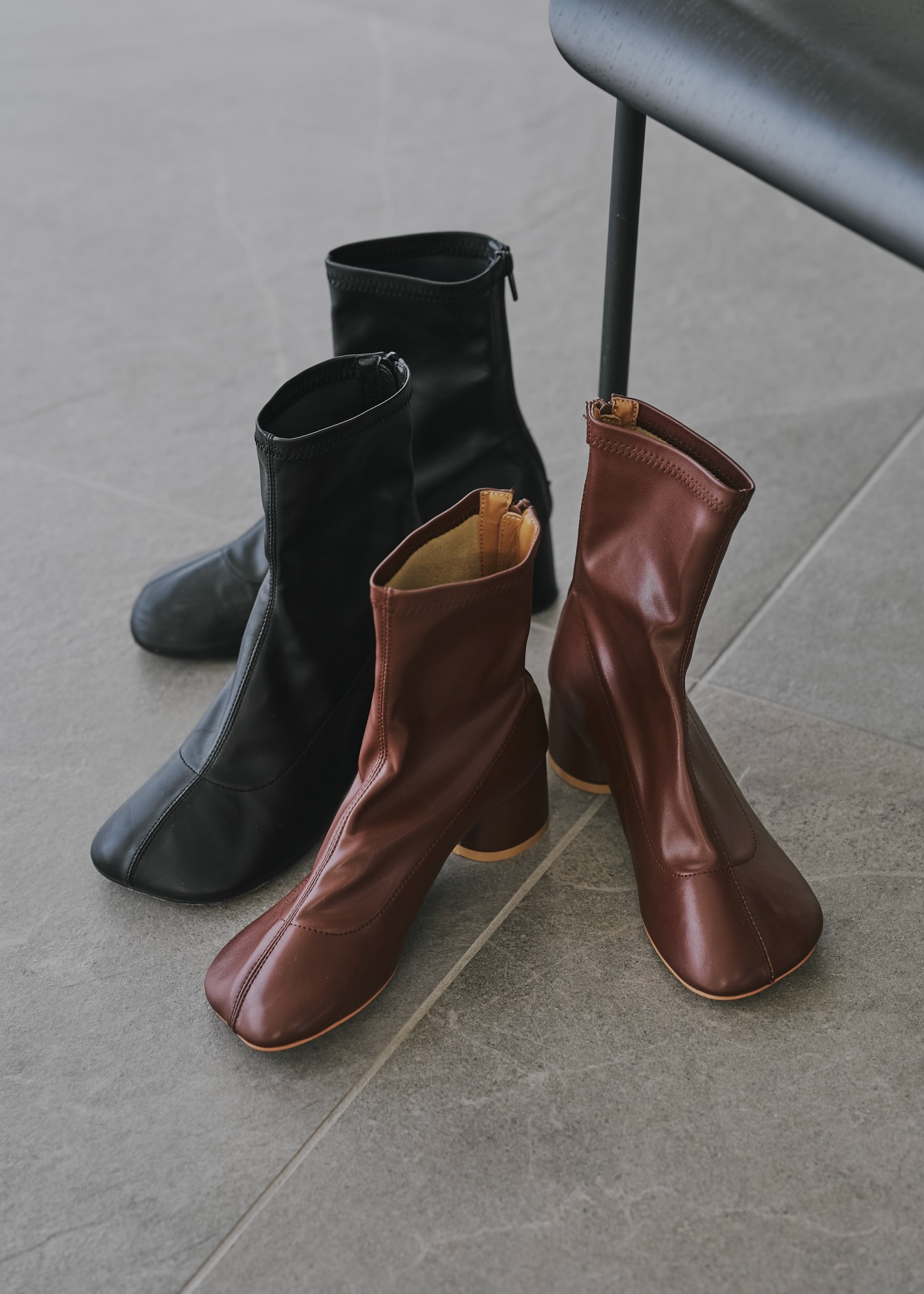 round toe heel boots