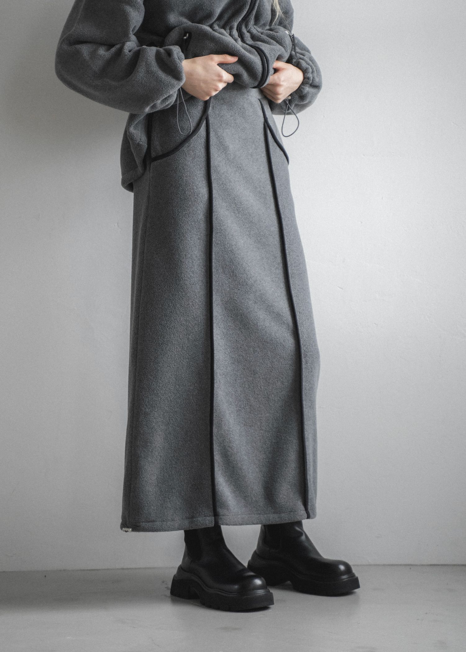 fleece drawstring bi color piping SK