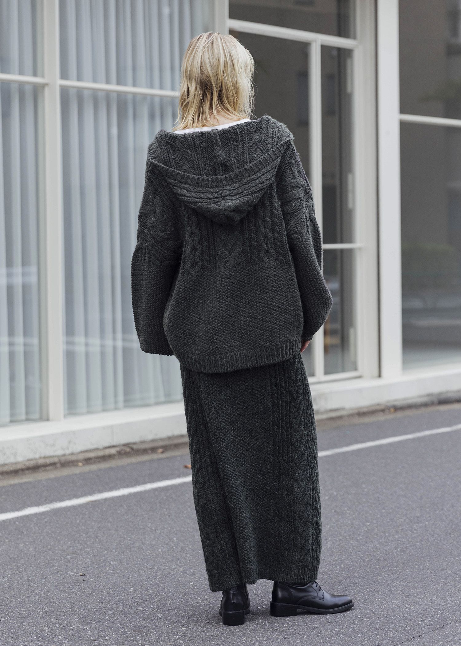 side cable coarse knit pencil SK