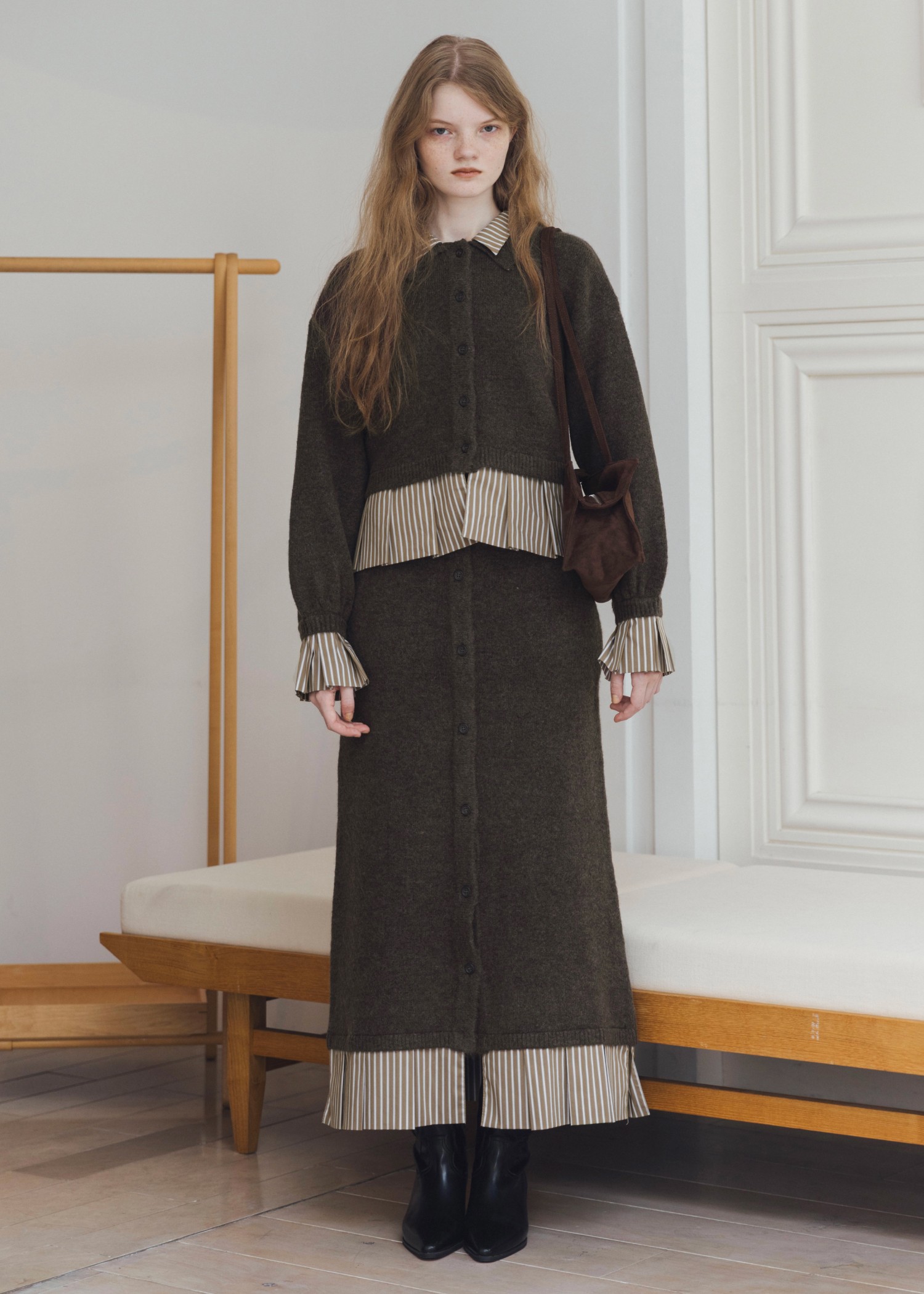 pleats docking button slit pencil knit SK