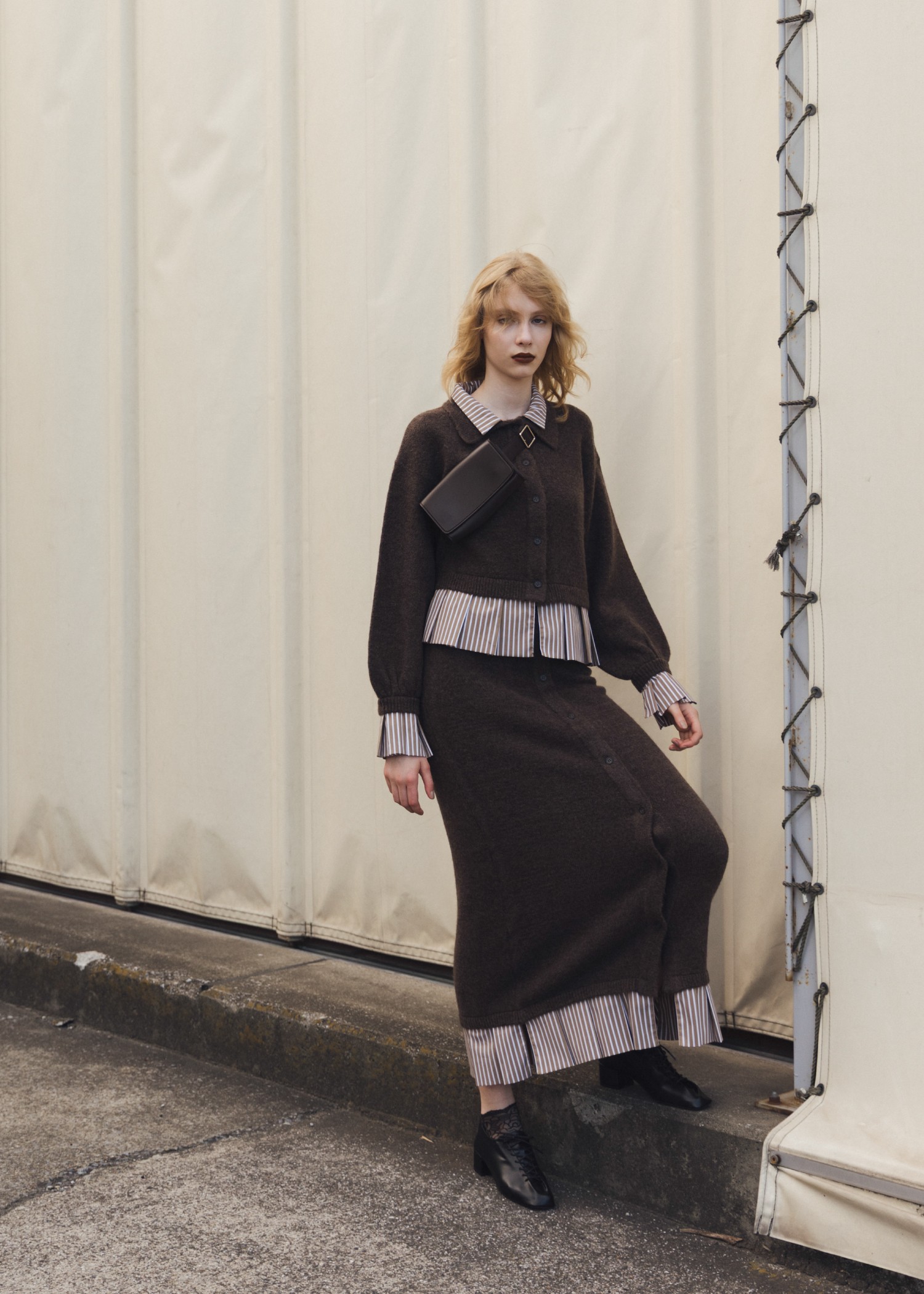 pleats docking button slit pencil knit SK