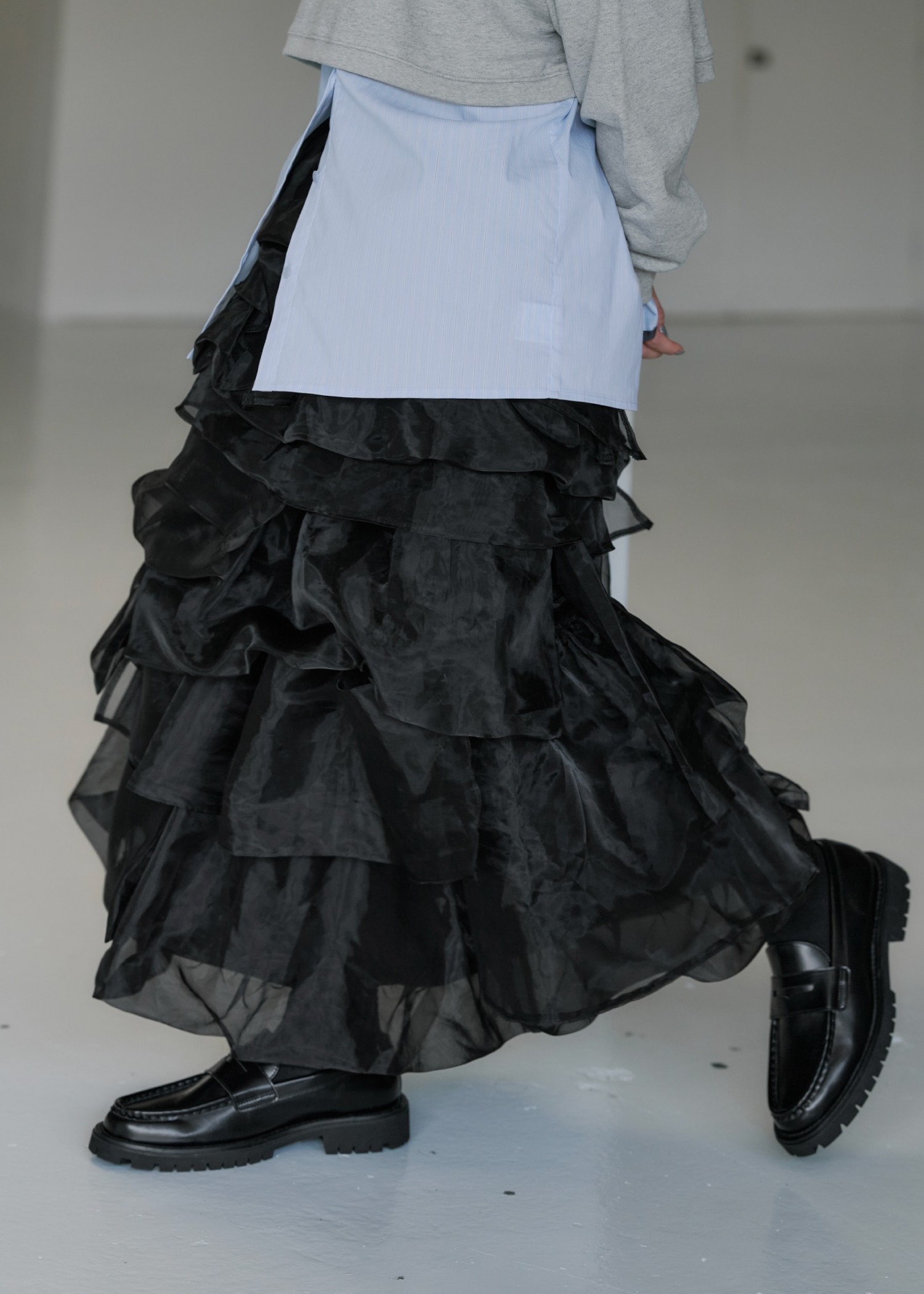 organdy random tiered pattern SK