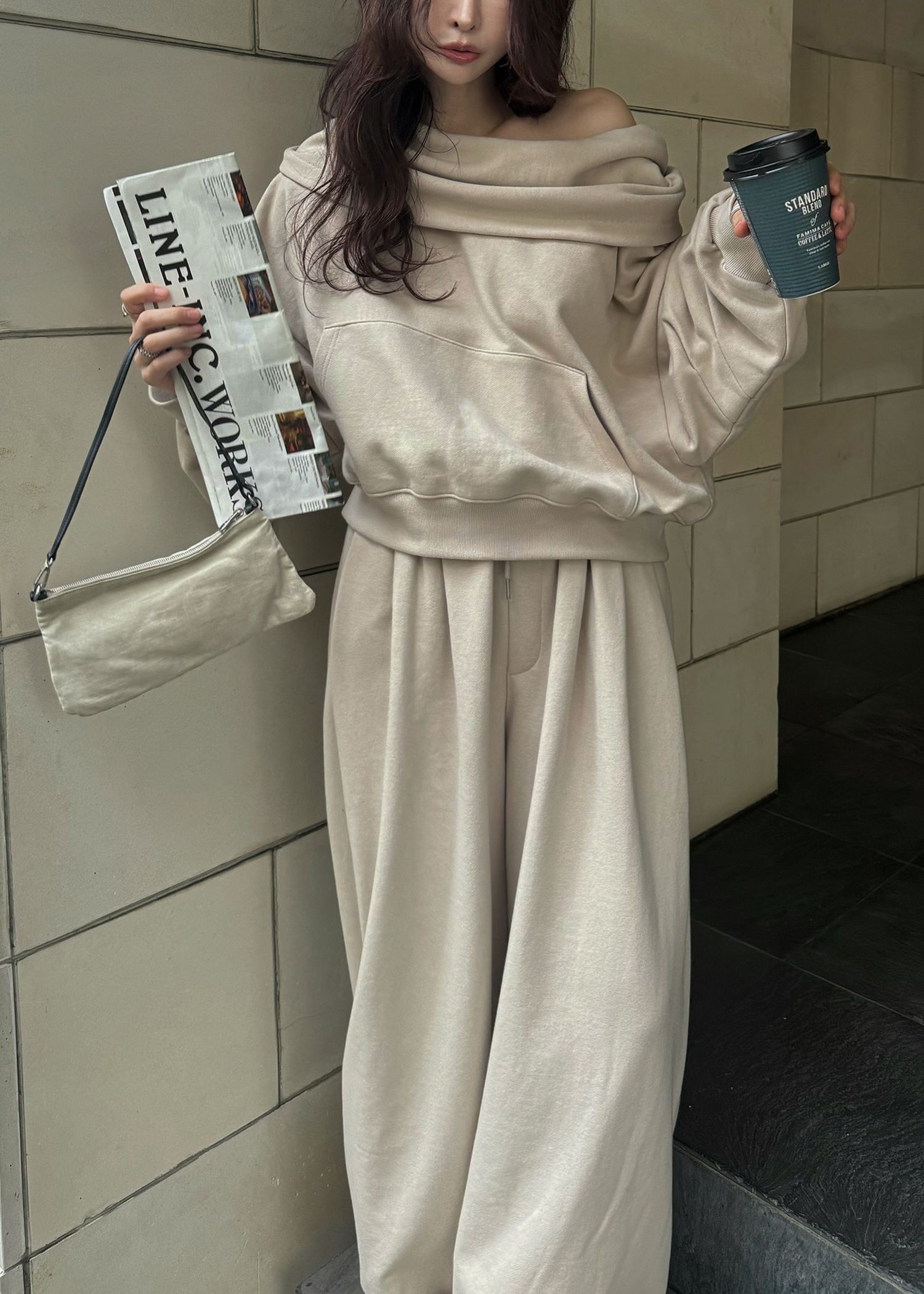 off shoulder cropped hoodie sweat