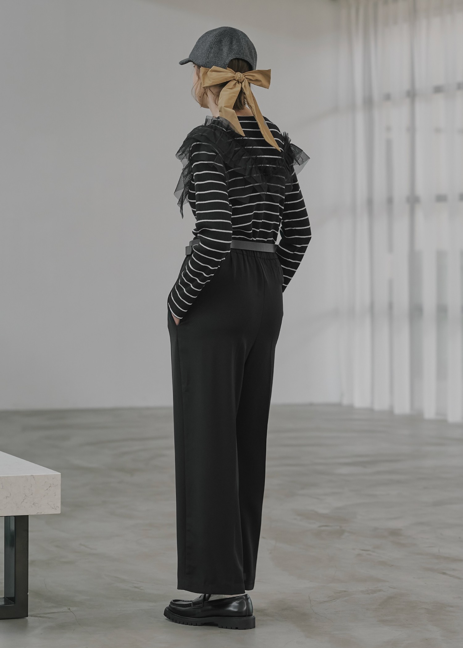 asymmetry tulle frill docking rib tops