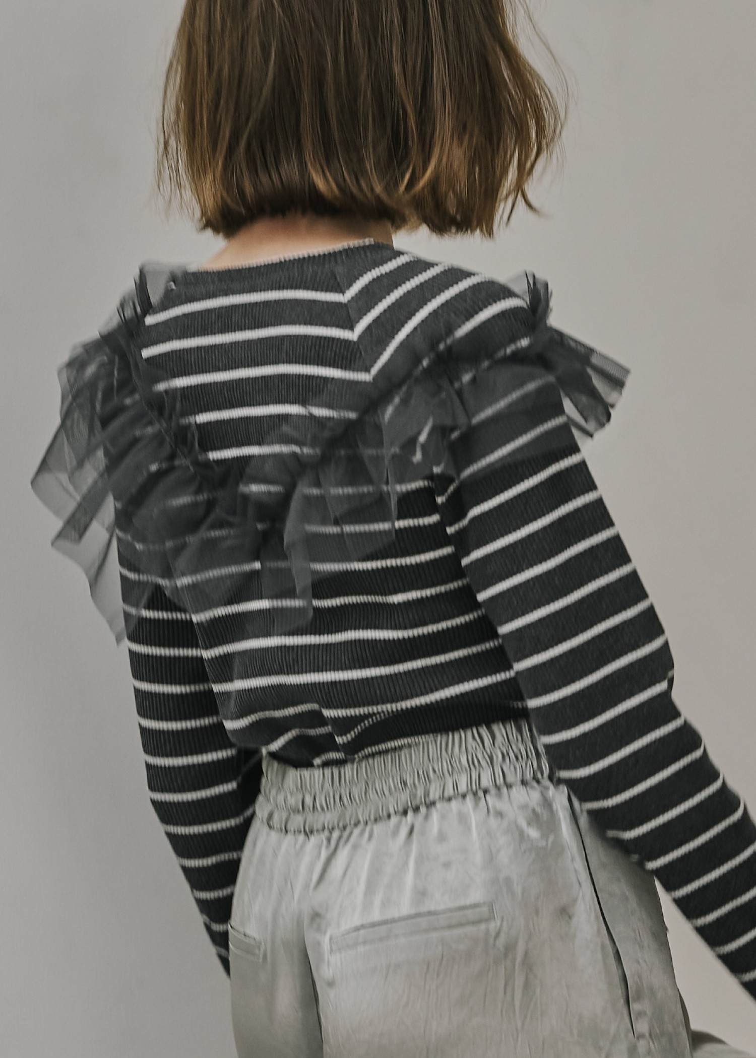asymmetry tulle frill docking rib tops