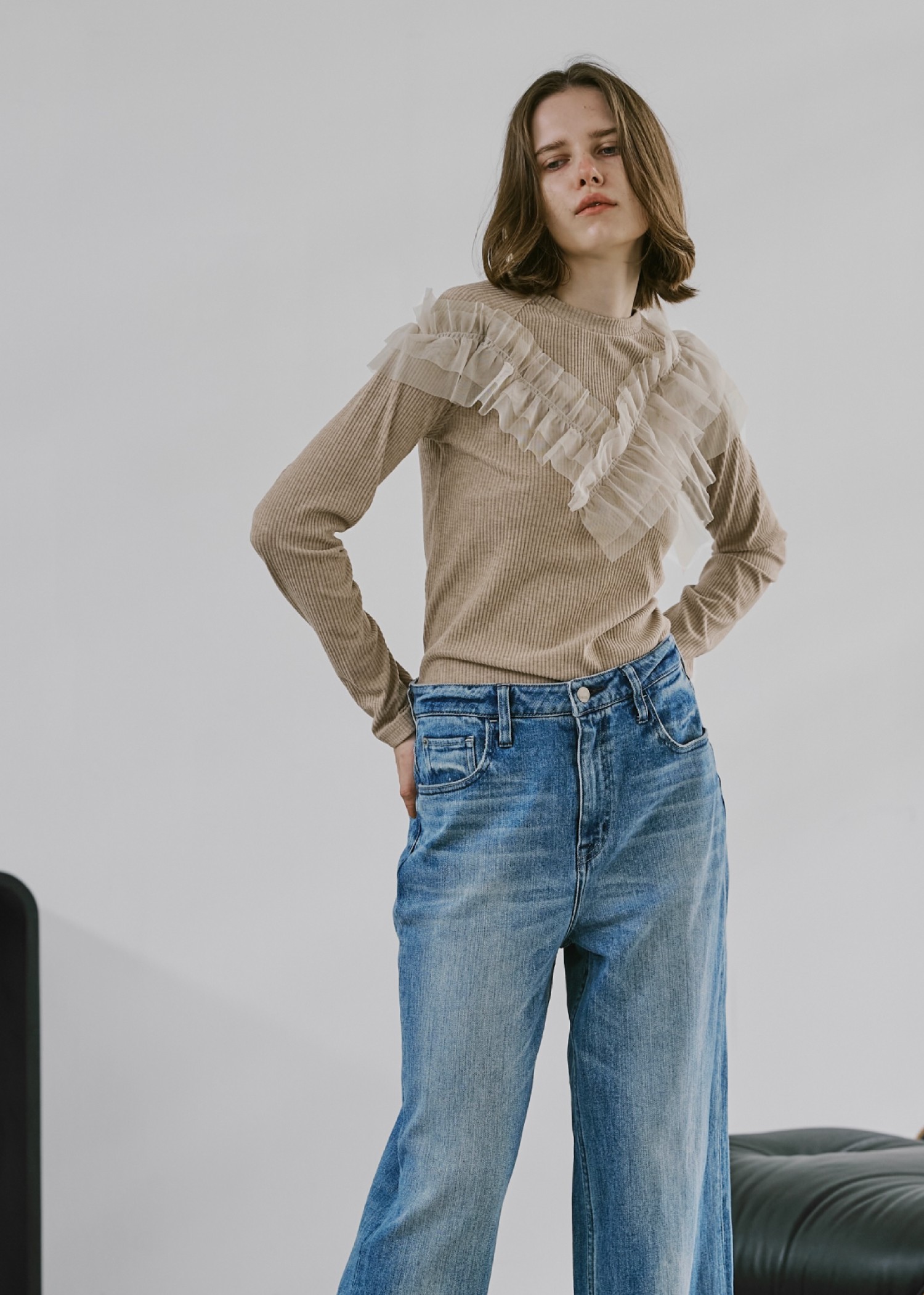 asymmetry tulle frill docking rib tops