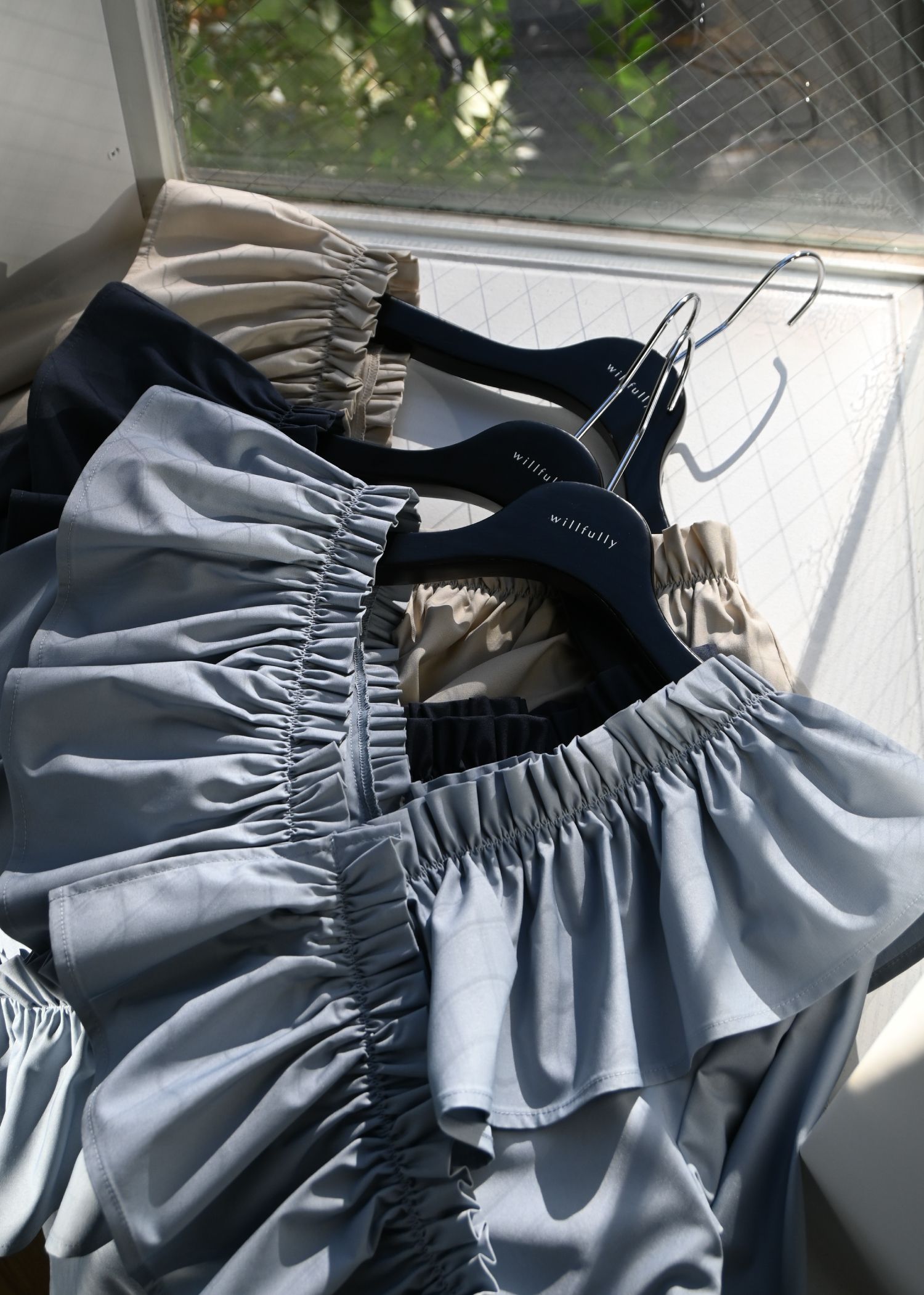 frill cross asymmetry BL