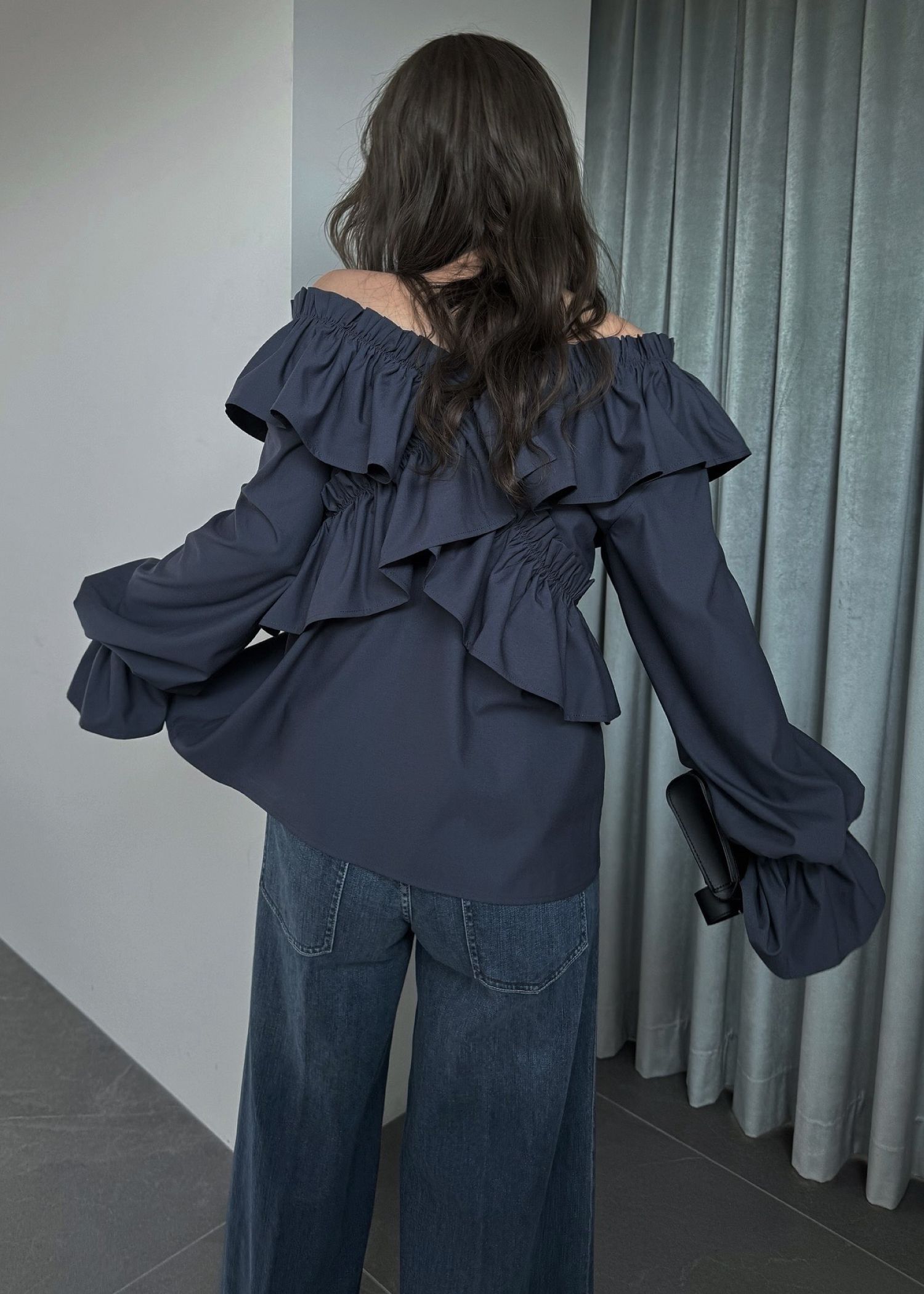 frill cross asymmetry BL