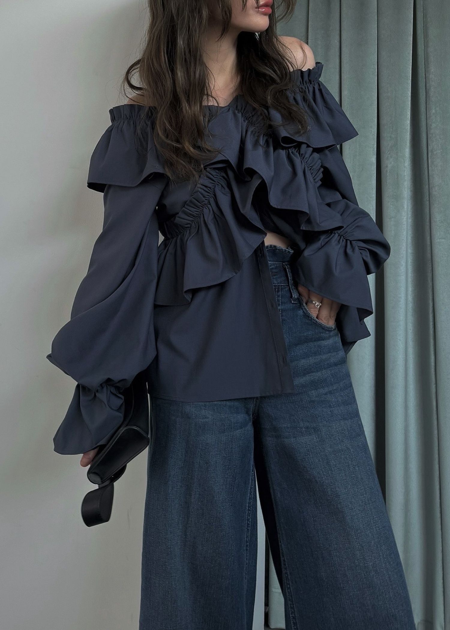 frill cross asymmetry BL