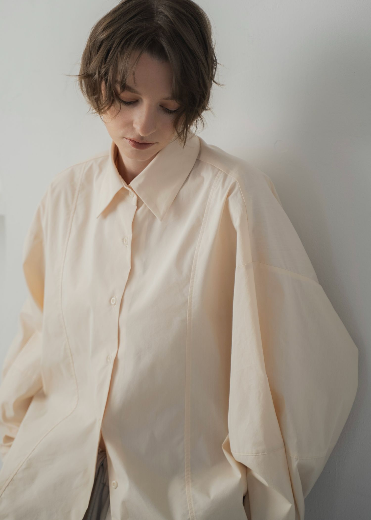 back volume statement cocoon shirt