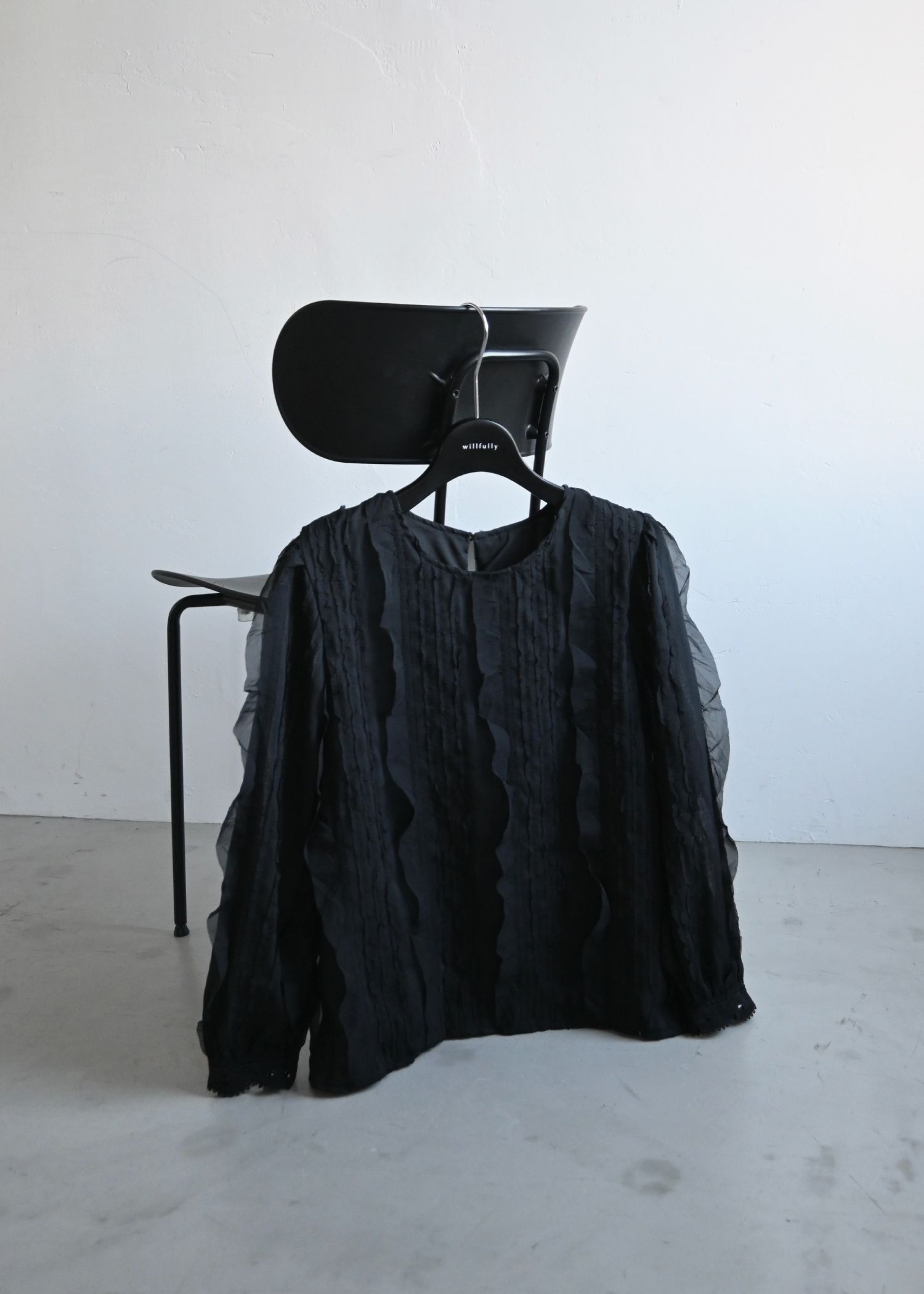 random stripe frill chiffon BL