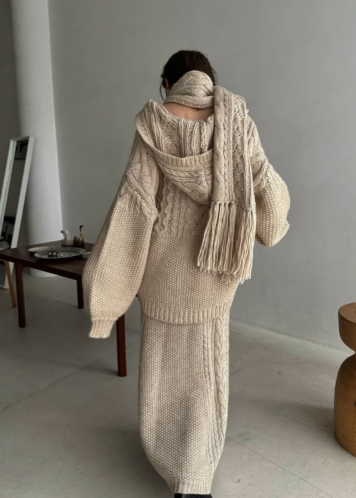 coarse knit cable fringe muffler