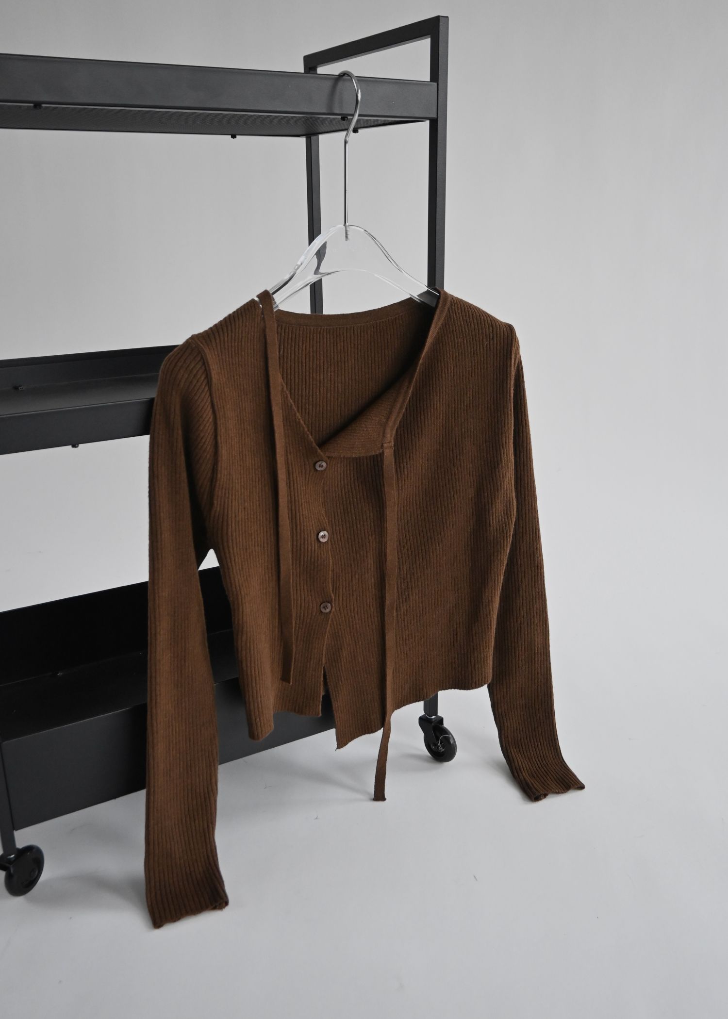 asymmetry decollete knit cardigan