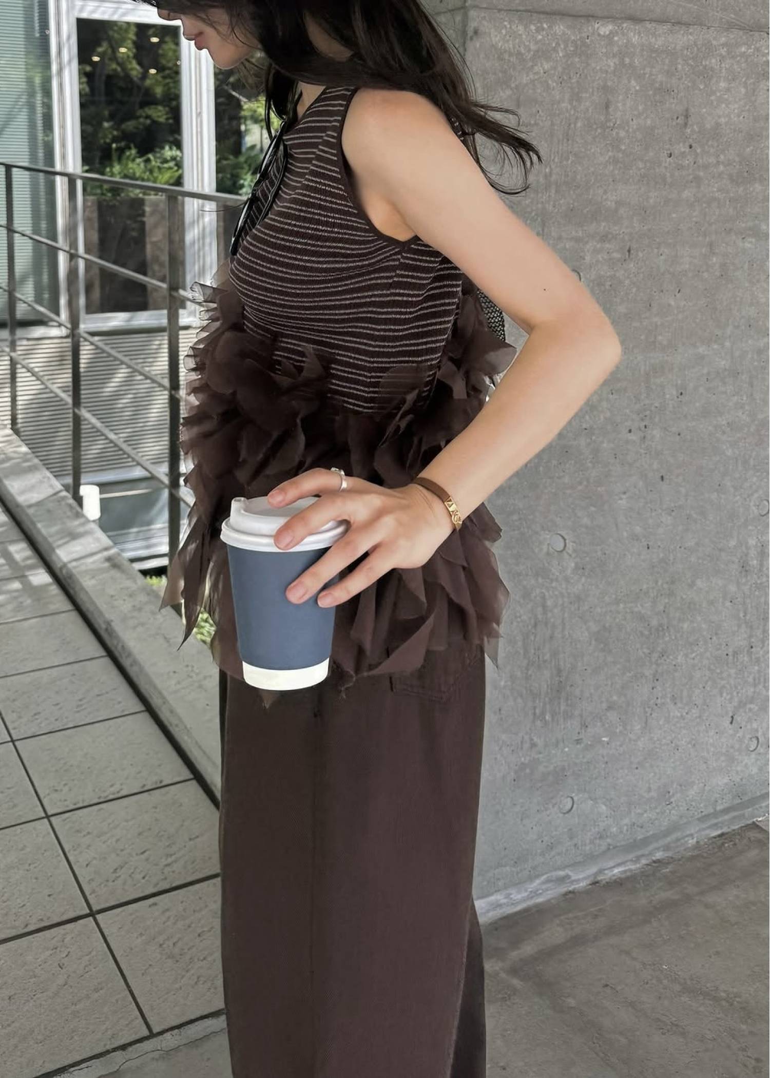 gradation frill no sleeve knit