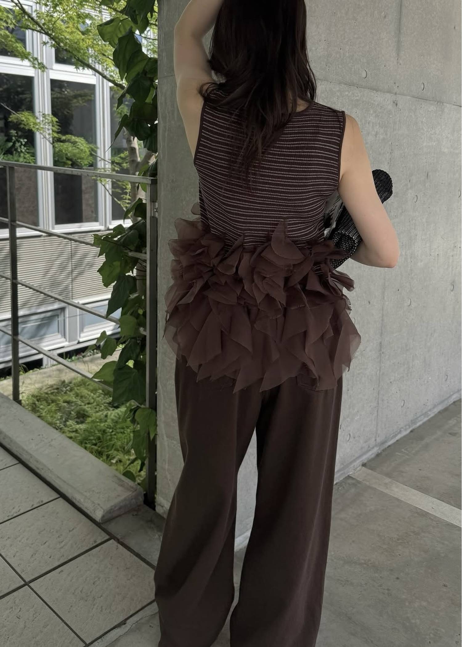 gradation frill no sleeve knit