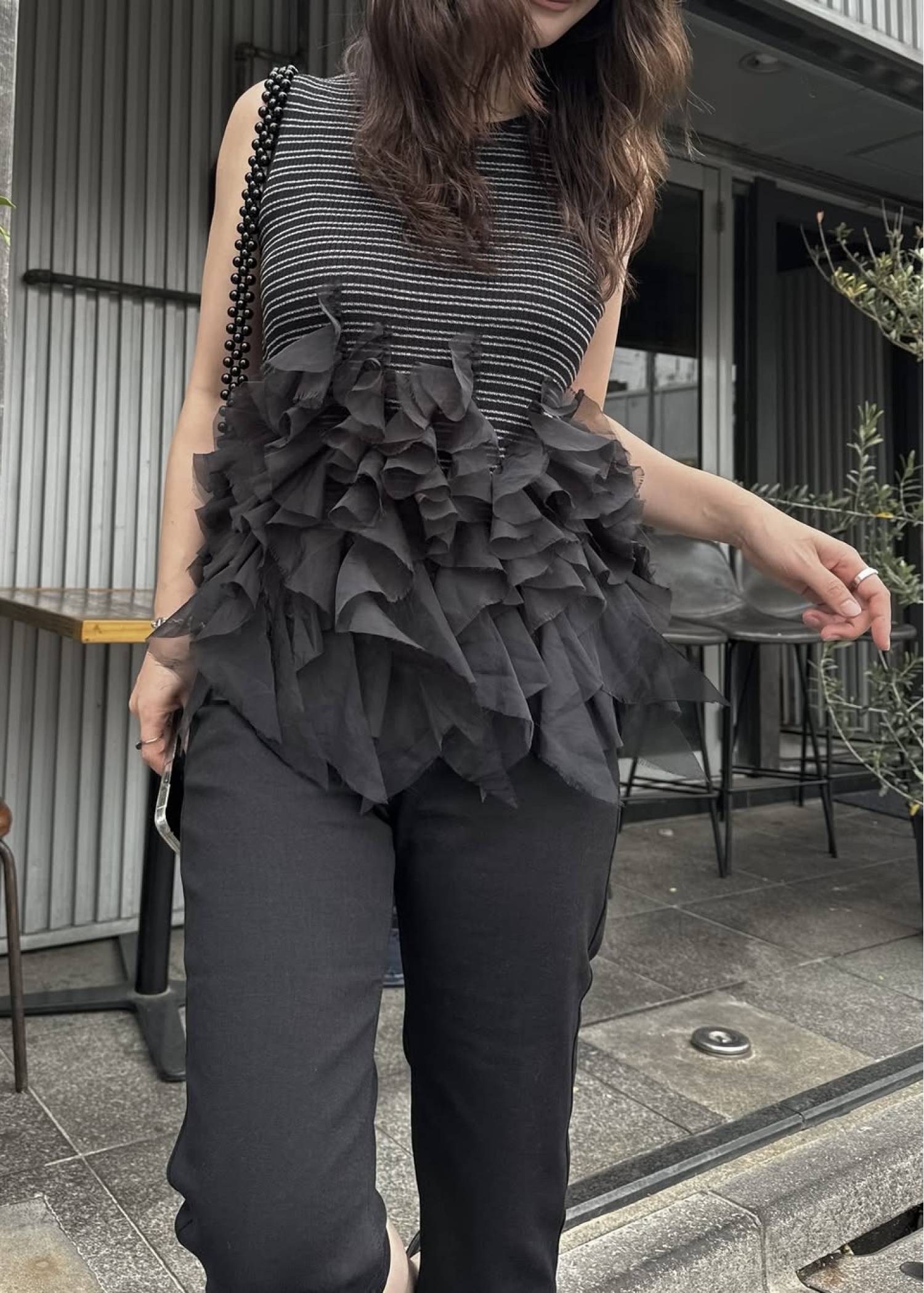 gradation frill no sleeve knit