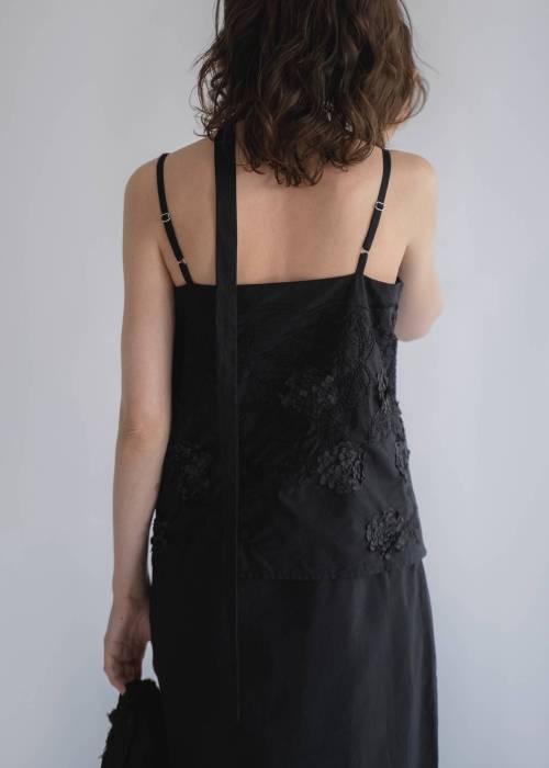 flower cord embroidery layered cami OP