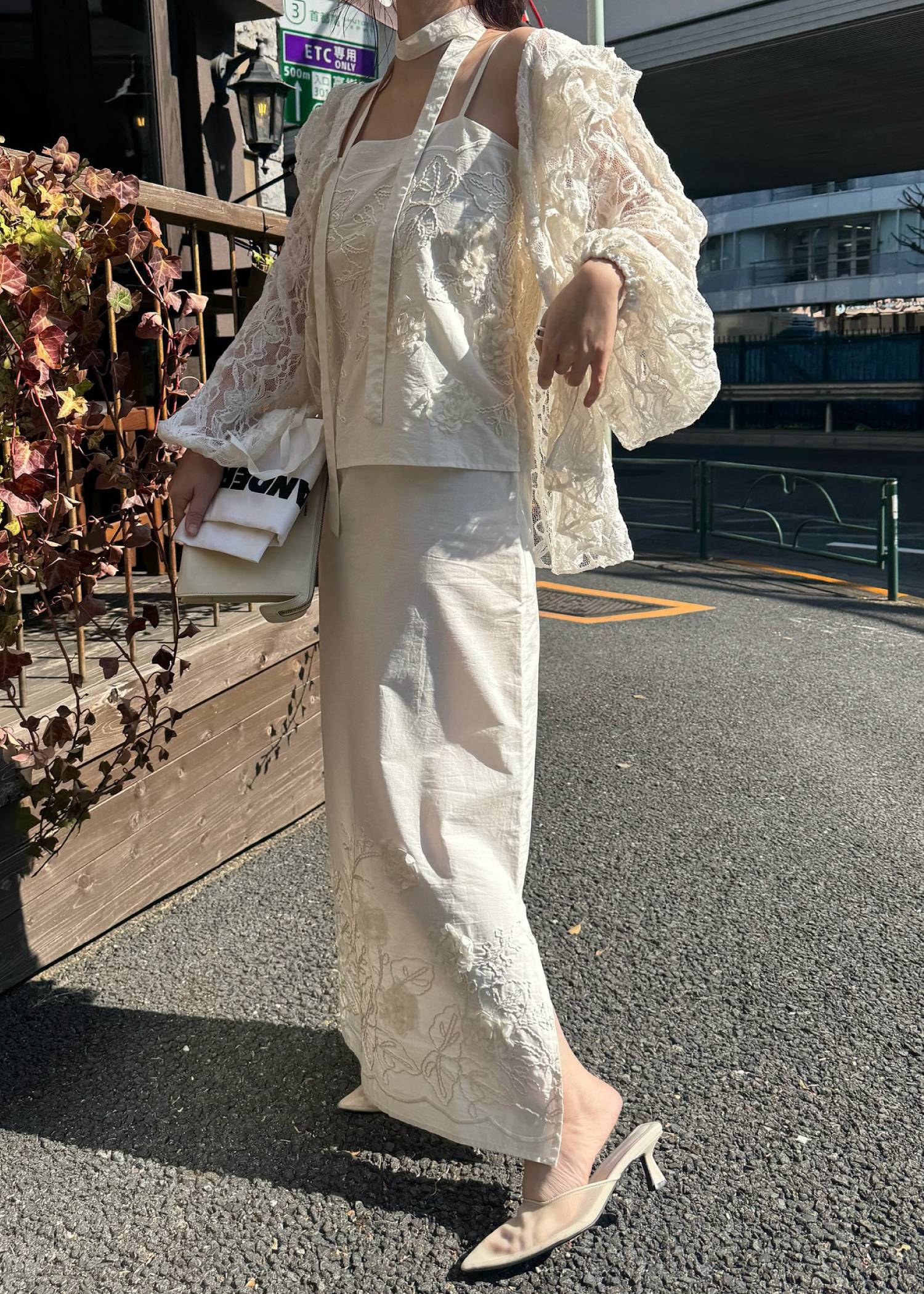 flower cord embroidery layered cami OP